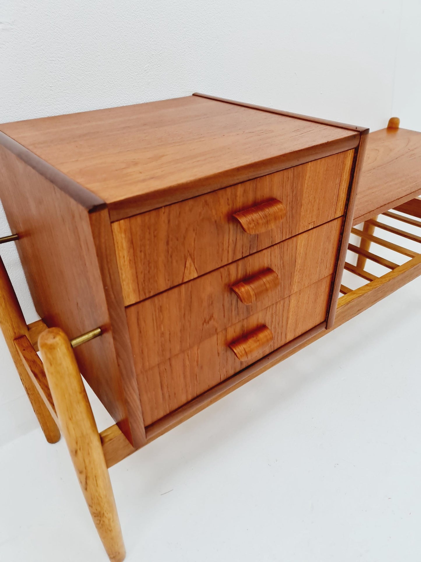 Danish teak & oak telefon table/ hallway table Arne wahl Iversen, 1960s