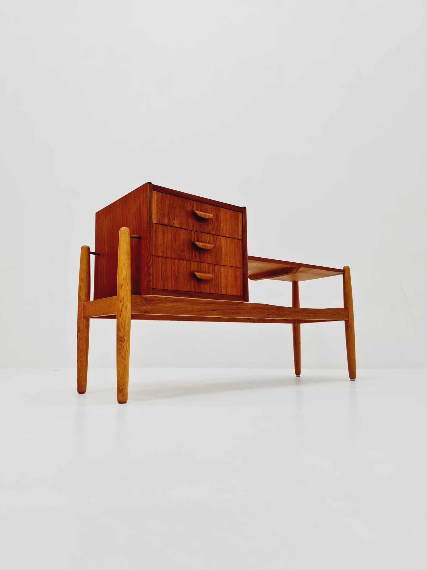Danish teak & oak telefon table/ hallway table Arne wahl Iversen, 1960s