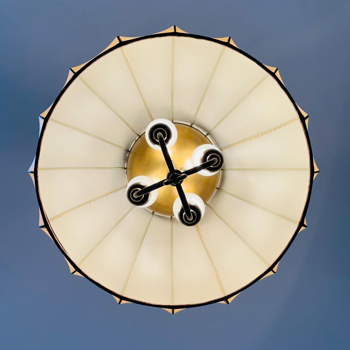 Big Space age pendant lamp by Designer Achille & Pier Giacomo Castiglioni : Bovezzo (Italy)