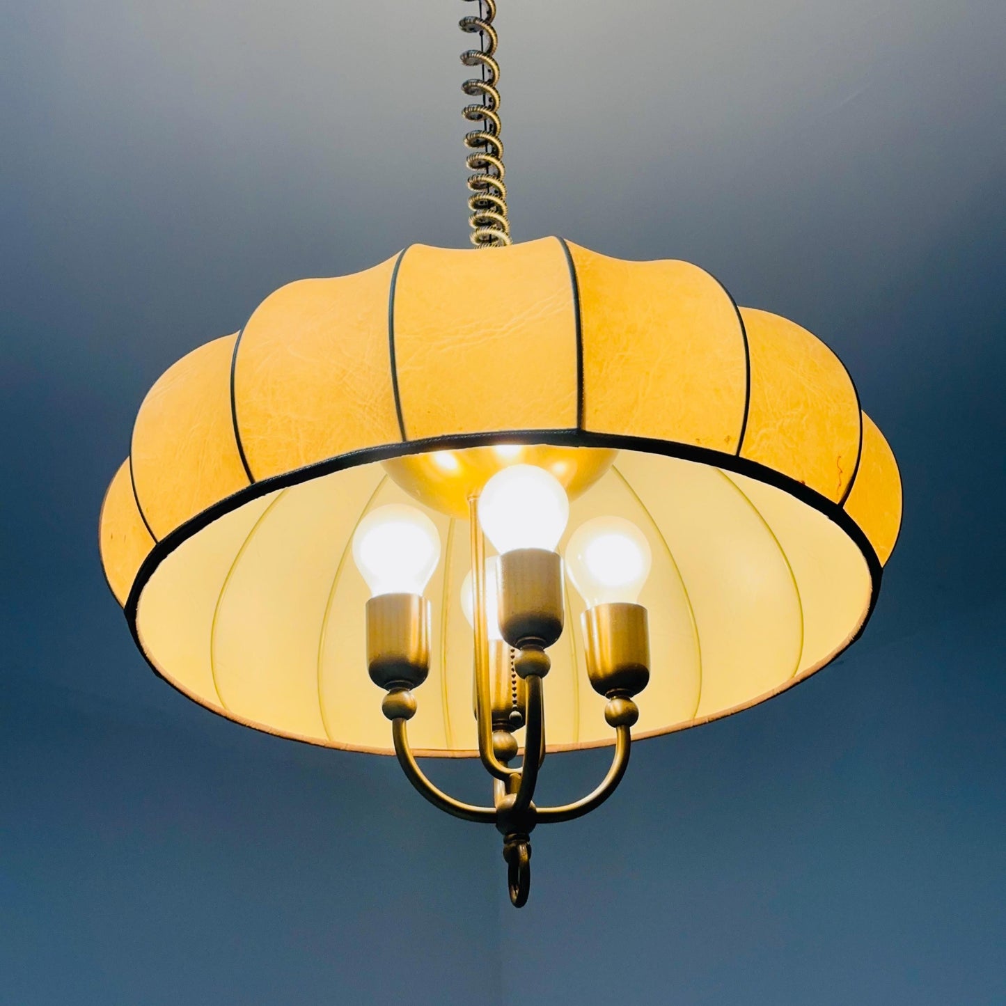 Big Space age pendant lamp by Designer Achille & Pier Giacomo Castiglioni : Bovezzo (Italy)