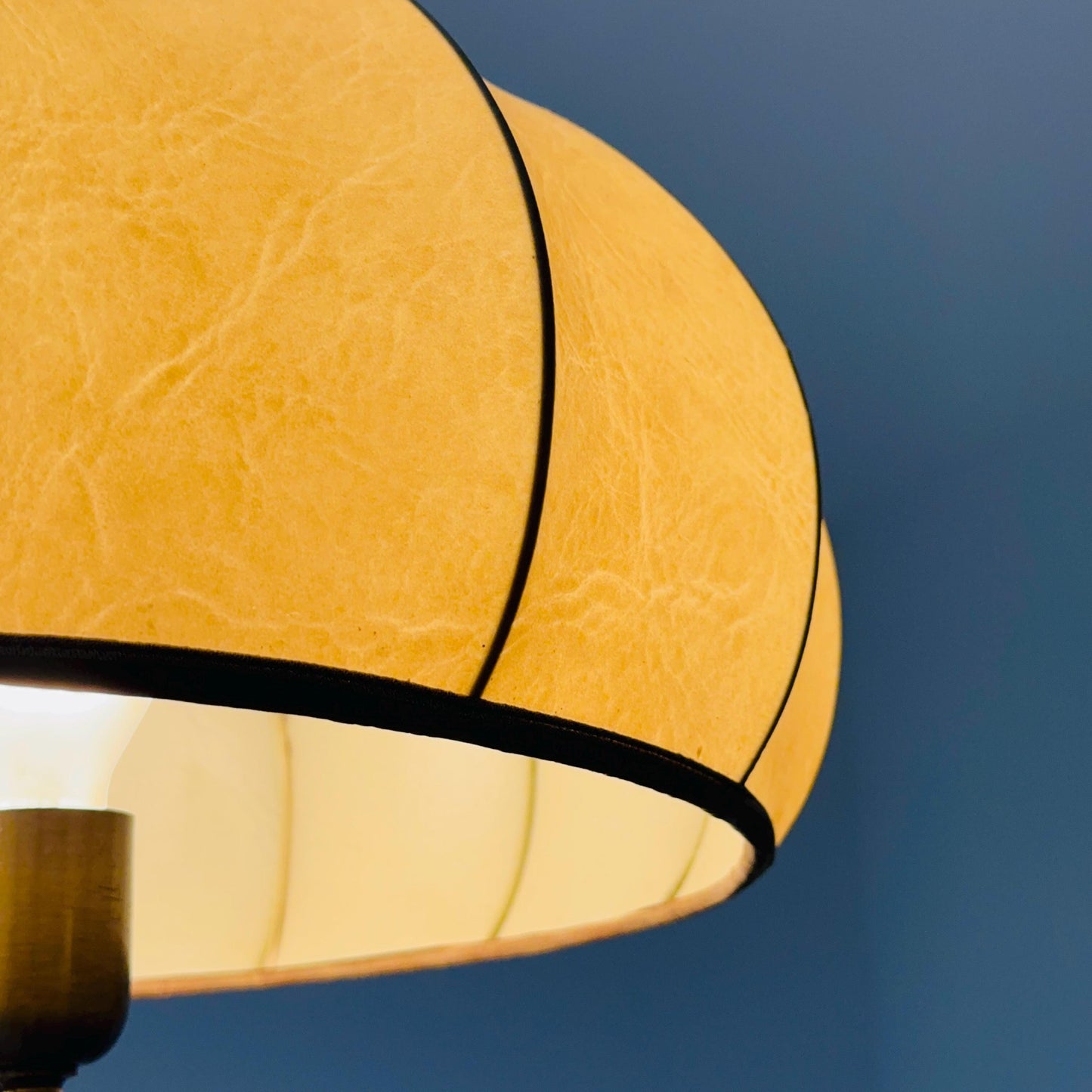 Big Space age pendant lamp by Designer Achille & Pier Giacomo Castiglioni : Bovezzo (Italy)