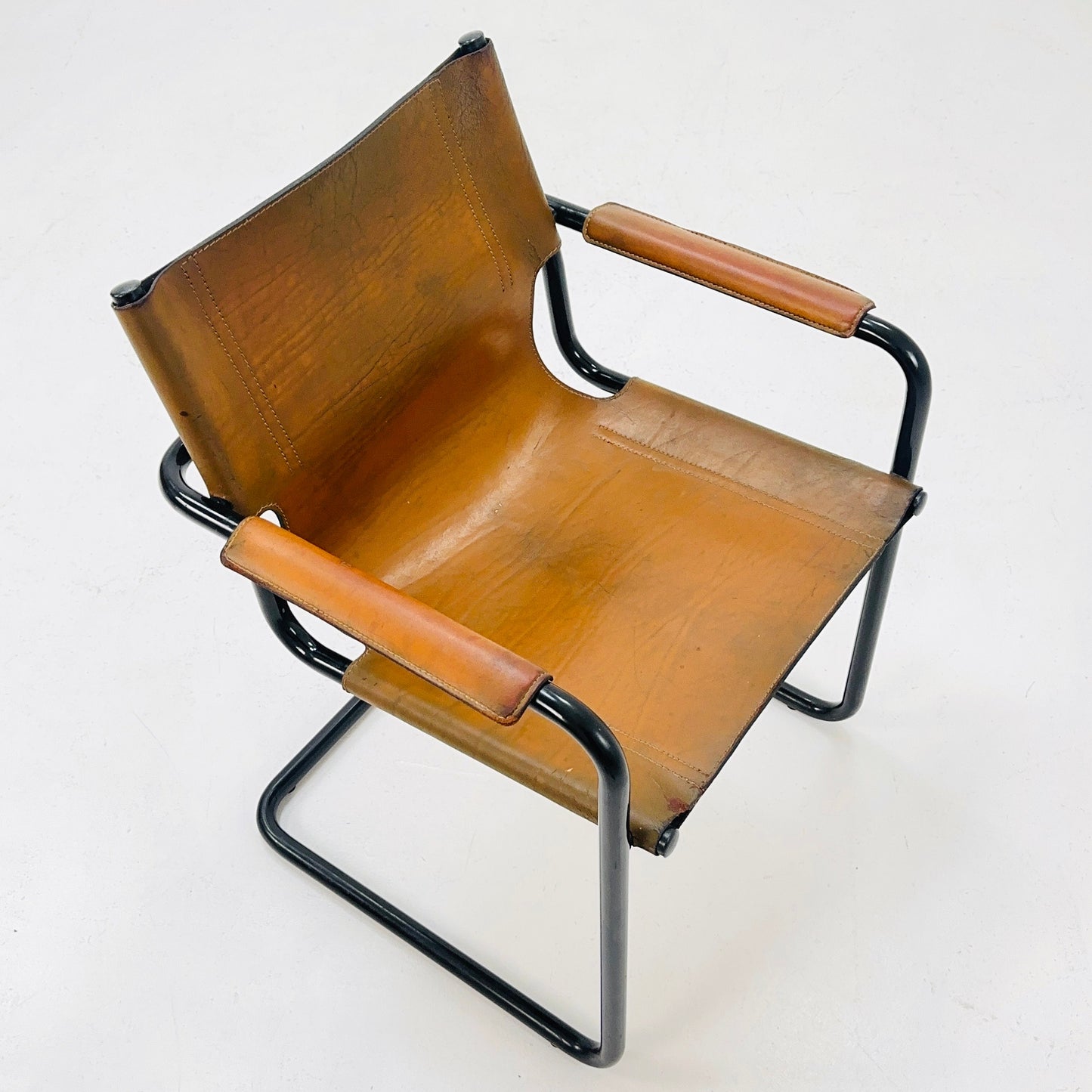 Mid century Bauhaus Visitor leather armchair for Mattei Grassi 1970s Italy