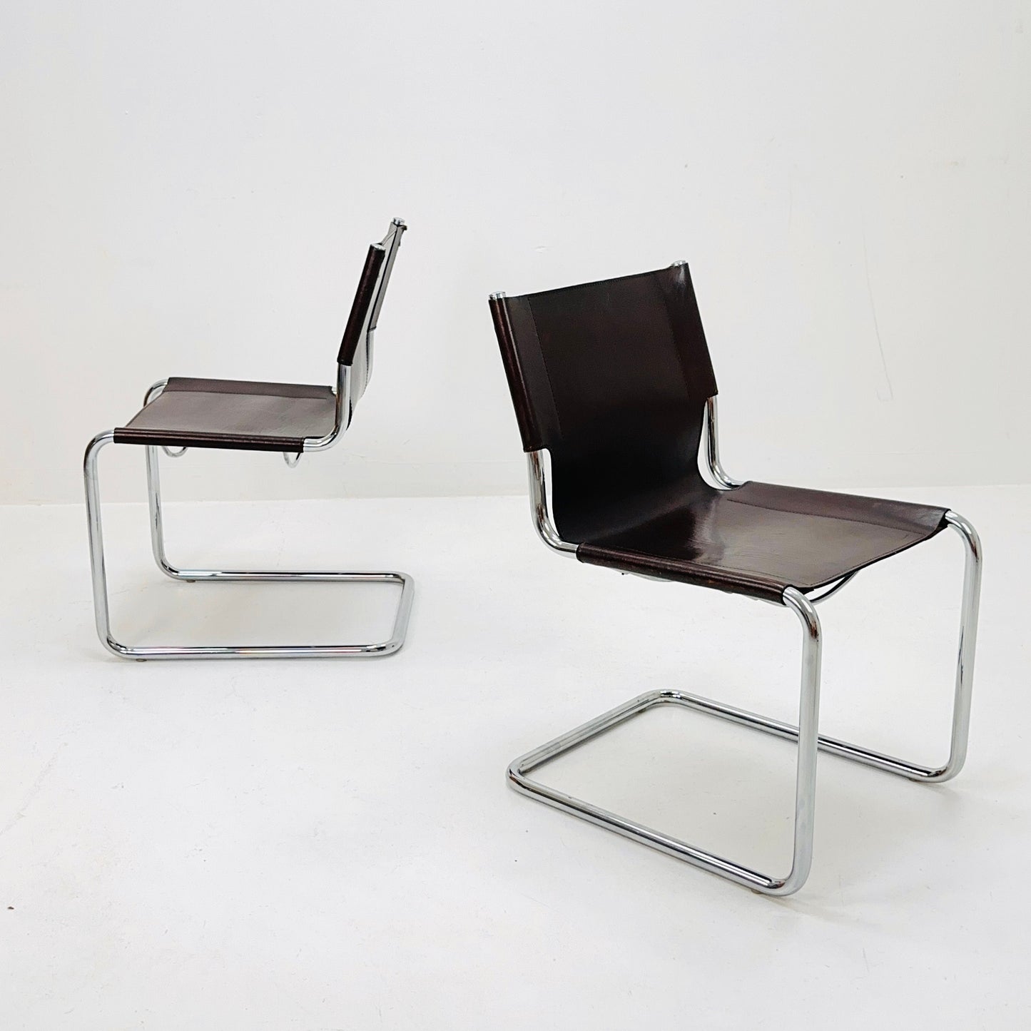 set of 2 Mid-Century Vintage S33 Chair by Mart Stam & Marcel Breuer for Matteo grassi 1980s Italy