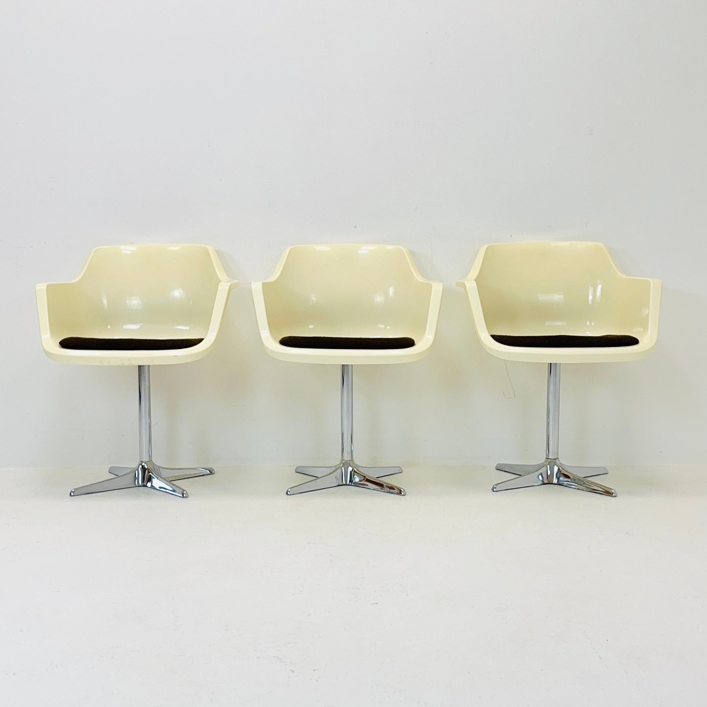 Set of 3 Space age armchairs by G. Leowald for Wilkhahn, 1970s