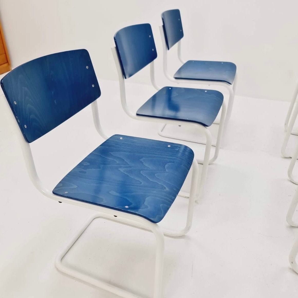 Set of 6 Mid century Bauhaus / S 43 cantilever chairs by Mart stam Thonet Orginal Germany 1970S