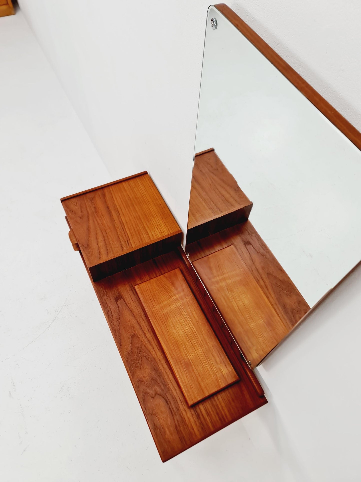 Mid Century Modern Danish Teak vanity table, make up table and stool by Edmund Jørgensen Denmark, 1960s