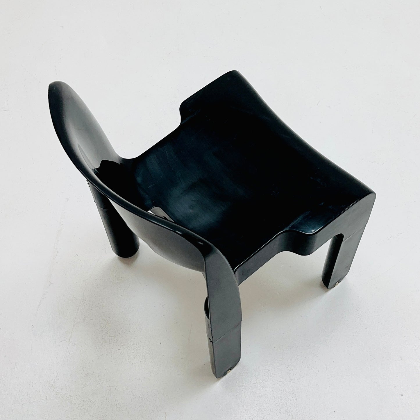 Space age Universale plastic black chair model 4867 ,designed by Joe Colombo for Kartell Italy. 1970s