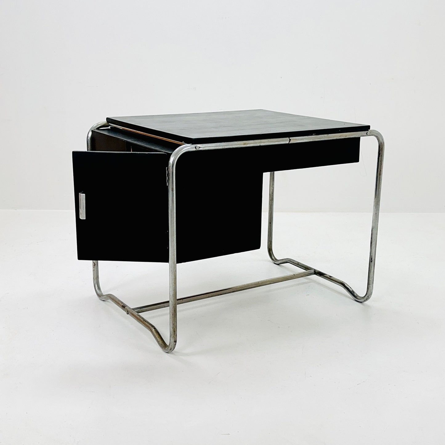 Mid century Bauhaus Tublar desk for mart stam & Marcel Brauer by Thonet 1930s