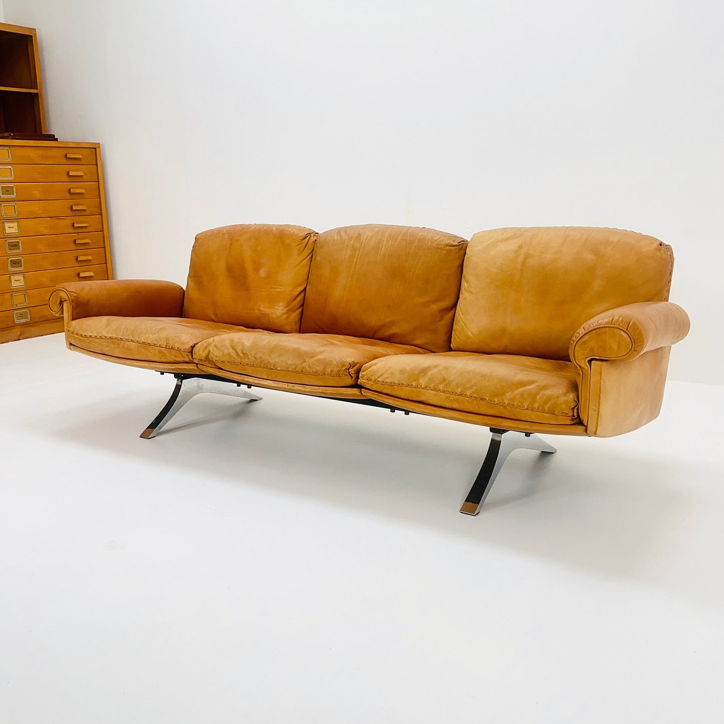 Mid Century De Sede "DS-31" 3-seater sofa in cognac leather, Switzerland 1970s
