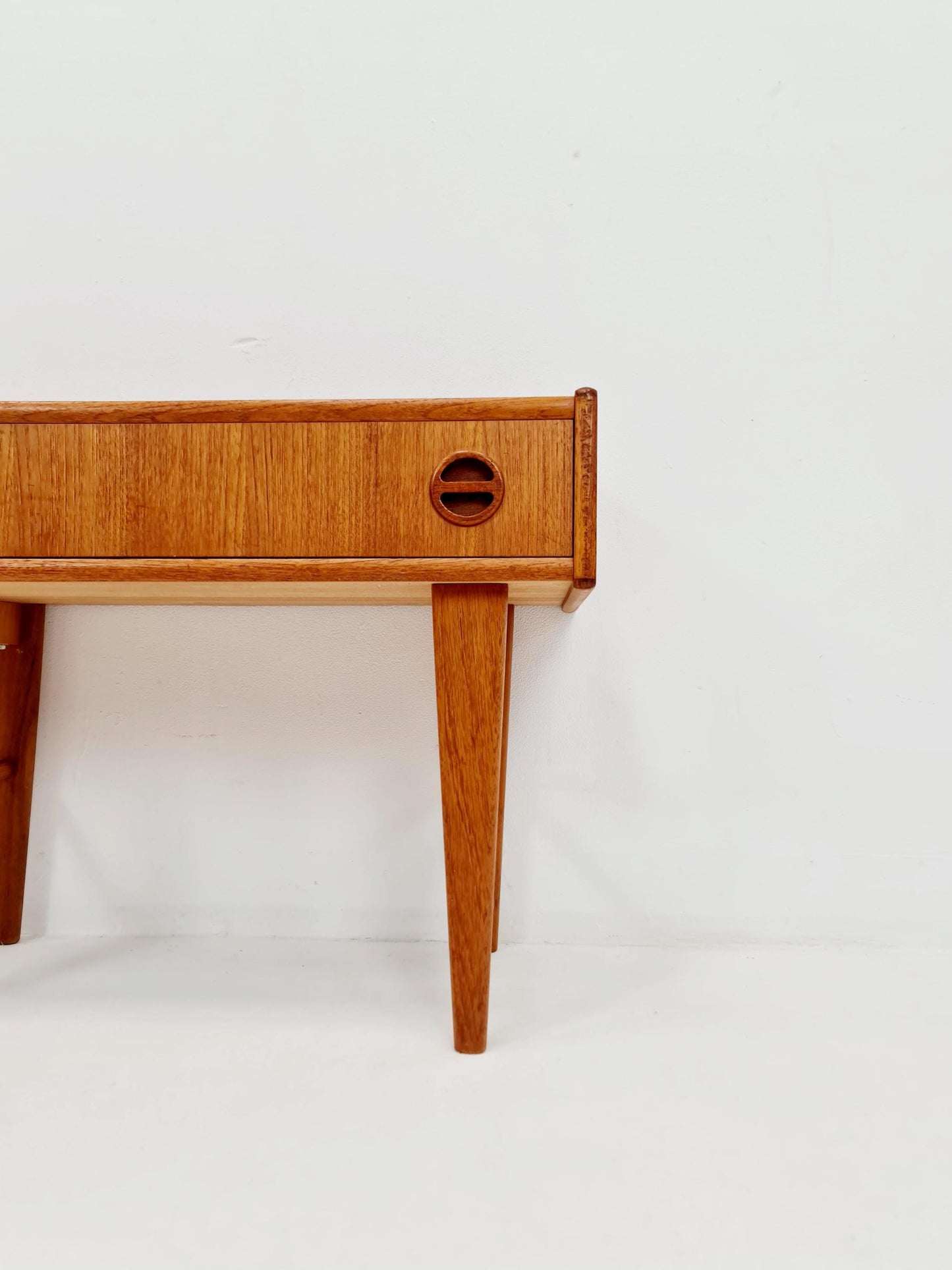 Midcentury Carlström & Co Teak Vintage Side table/ Bedside table/ Night stand straight from the sixties