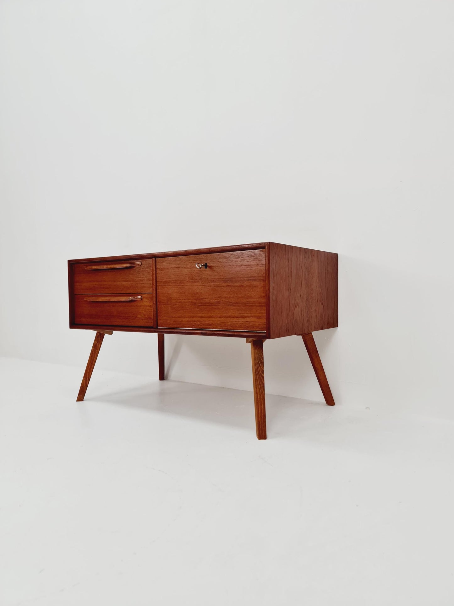 Mid Century Modern German teak record cabinet by Heinrich Riestenpatt For RT 200 ,1960