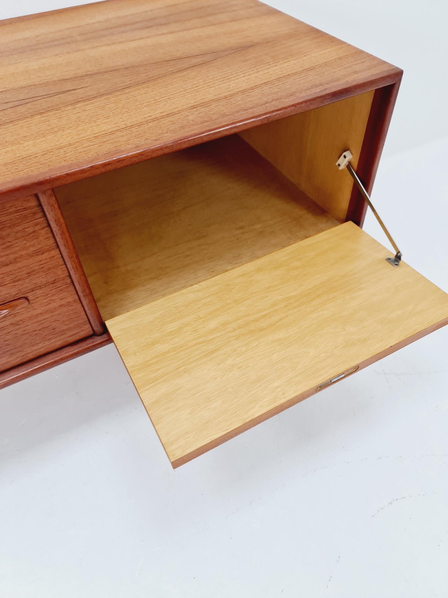 Mid Century Modern German teak record cabinet by Heinrich Riestenpatt For RT 200 ,1960