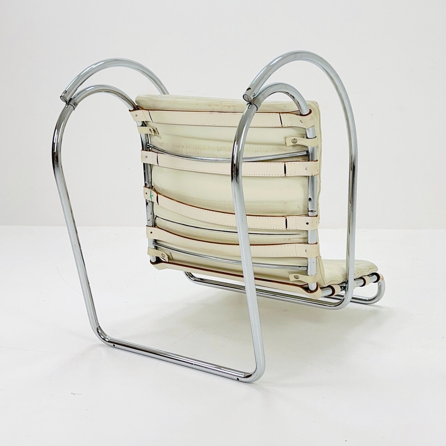 Mr Lounge Tublar chair by Ludwig Mies Van Der Rohe ,Bauhaus 1980s