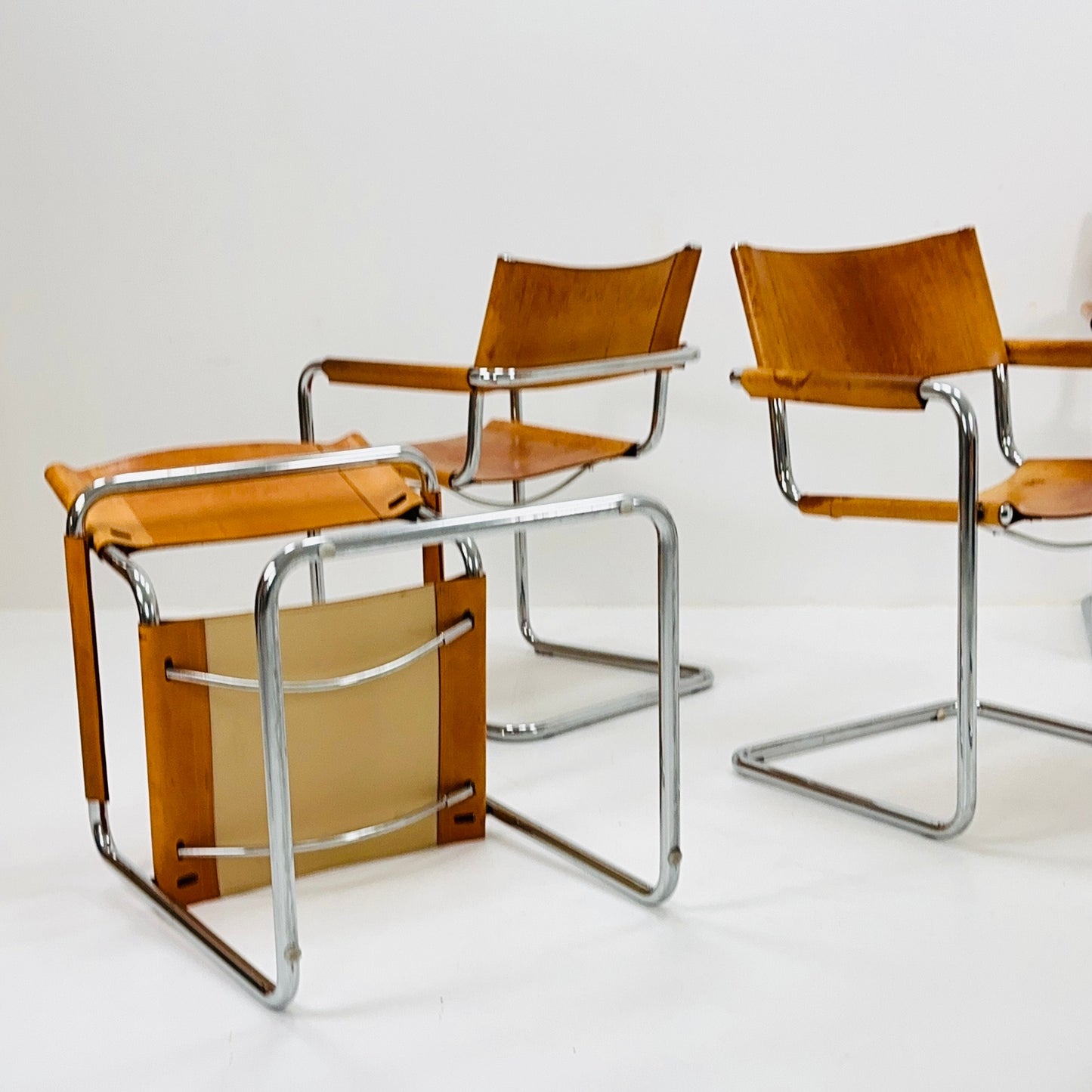 Set of 6 Mid century armchairs Matteo Grassi Mg5 leather cantilevered by Mart Stam italy 1980s