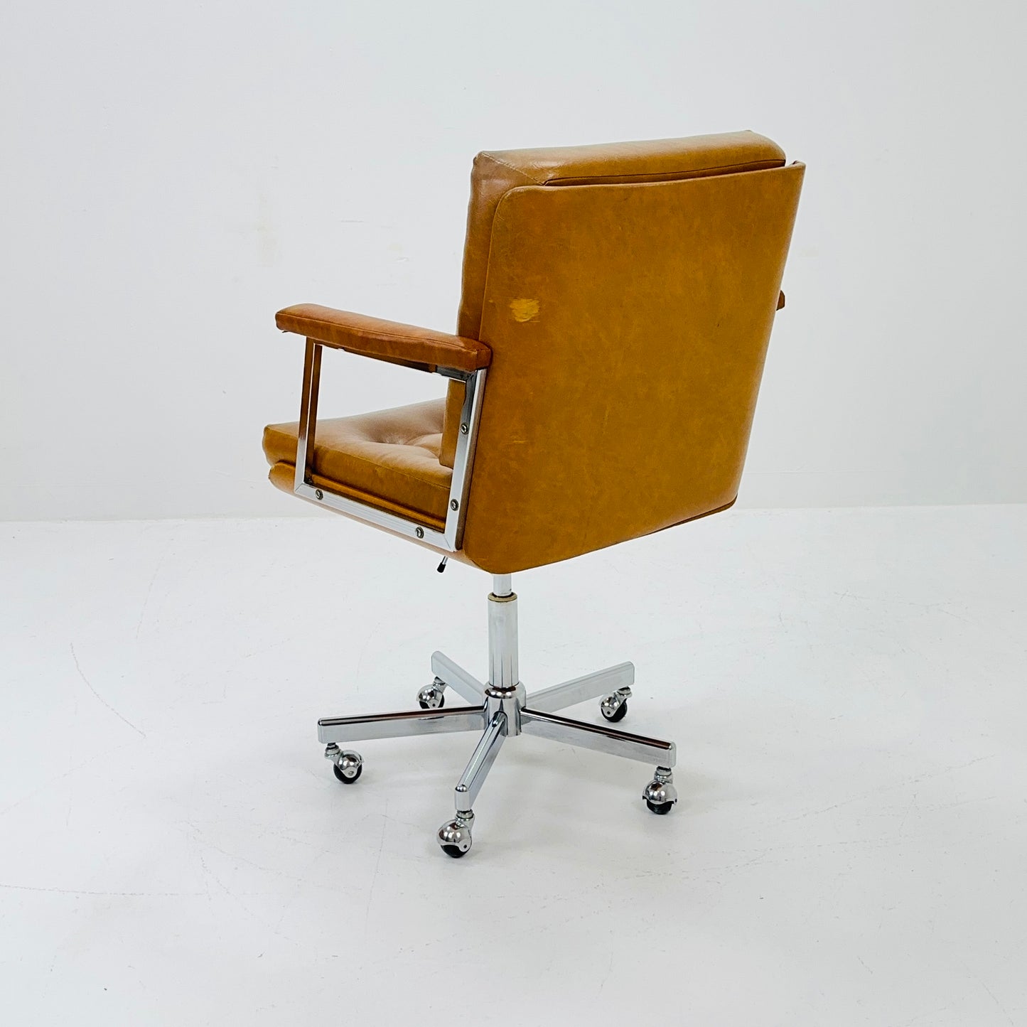 Mid century swivel desk chair cognac leather 1980s Germany