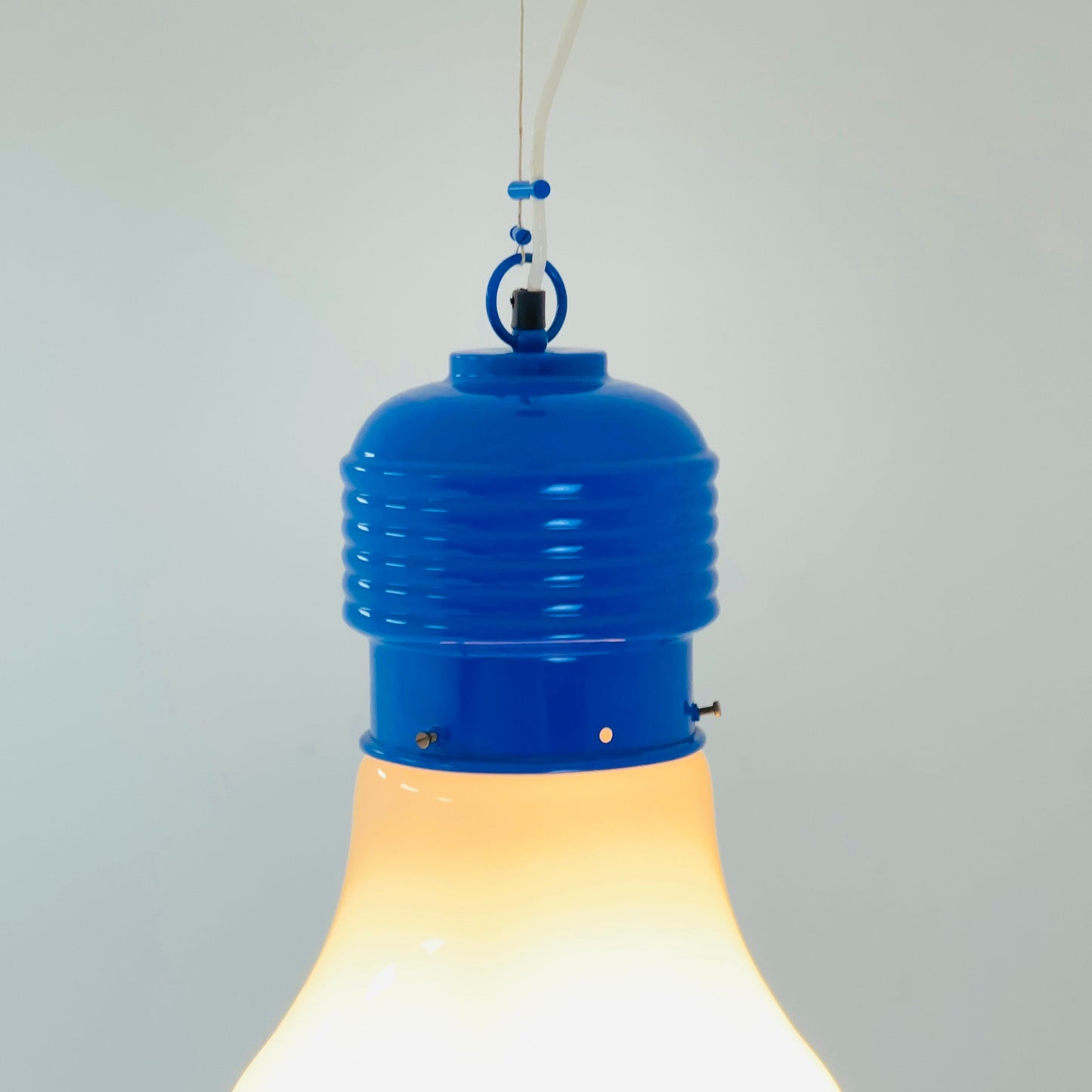 Space age Italian bulb lamp by Ingo Maurer 1970s