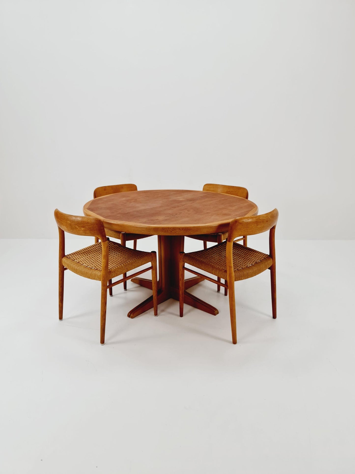 Mid century extendable Danish Modern Oak dining table by Niels Otto Möller for V,Spotrup , 1960s