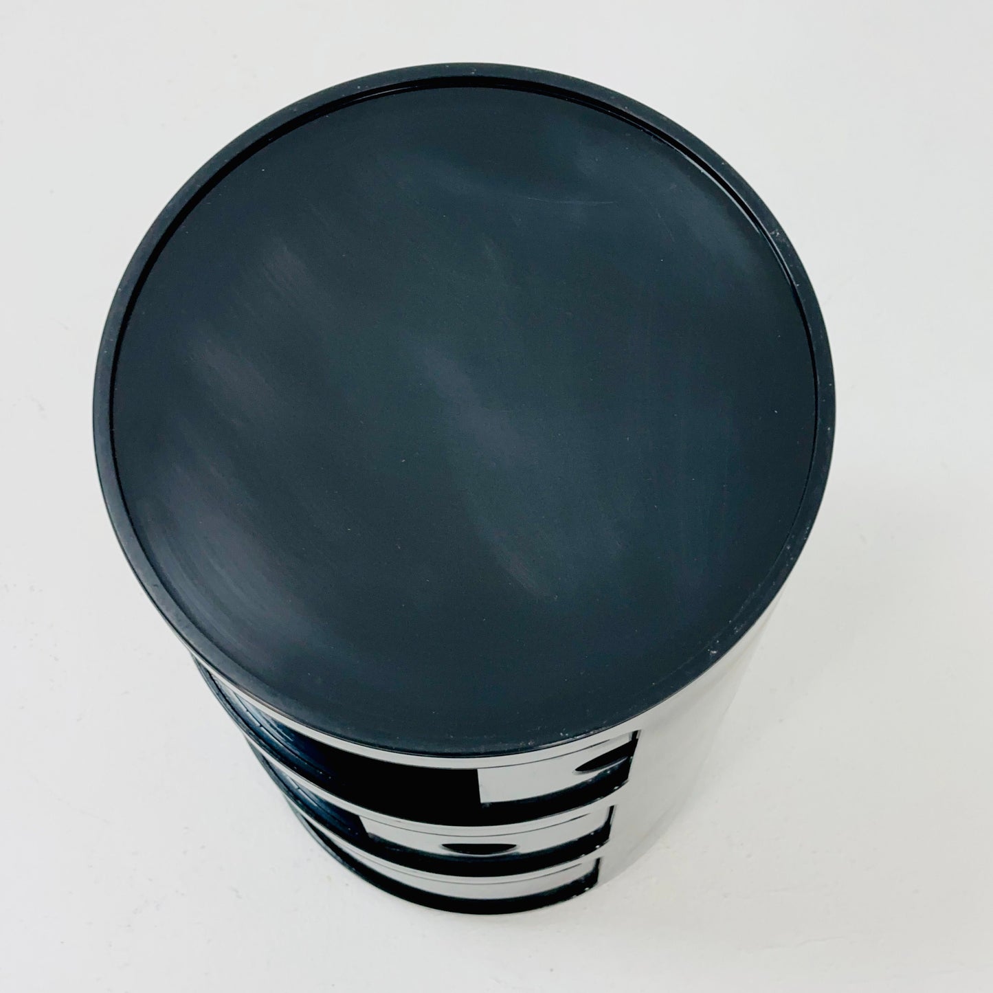 Space age 3 tier Componibili Classic round modular storage unit designed by Anna Castelli Ferrieri for Kartell in 1970s