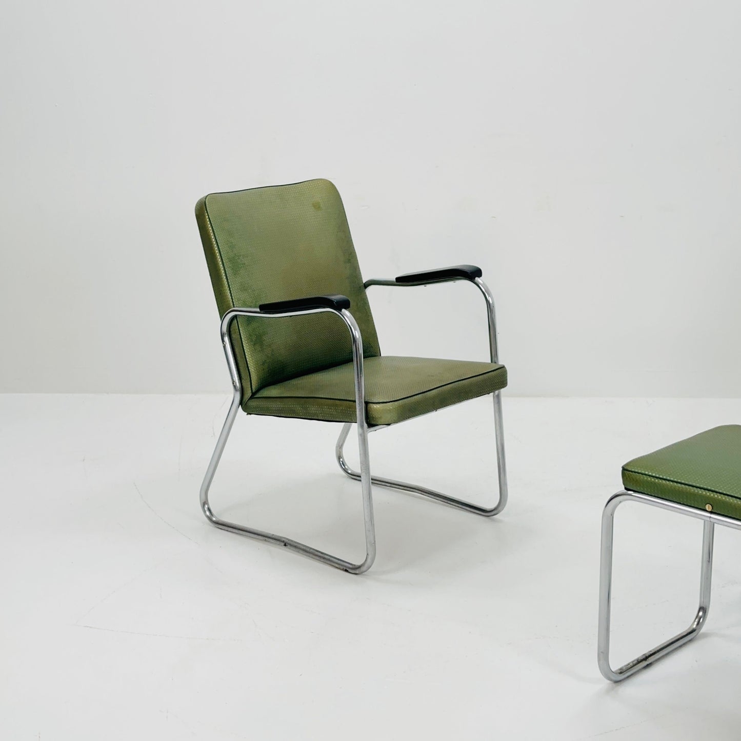 Mid century Original Mauser tubular steel armchairs and ottoman set 1940s Germany
