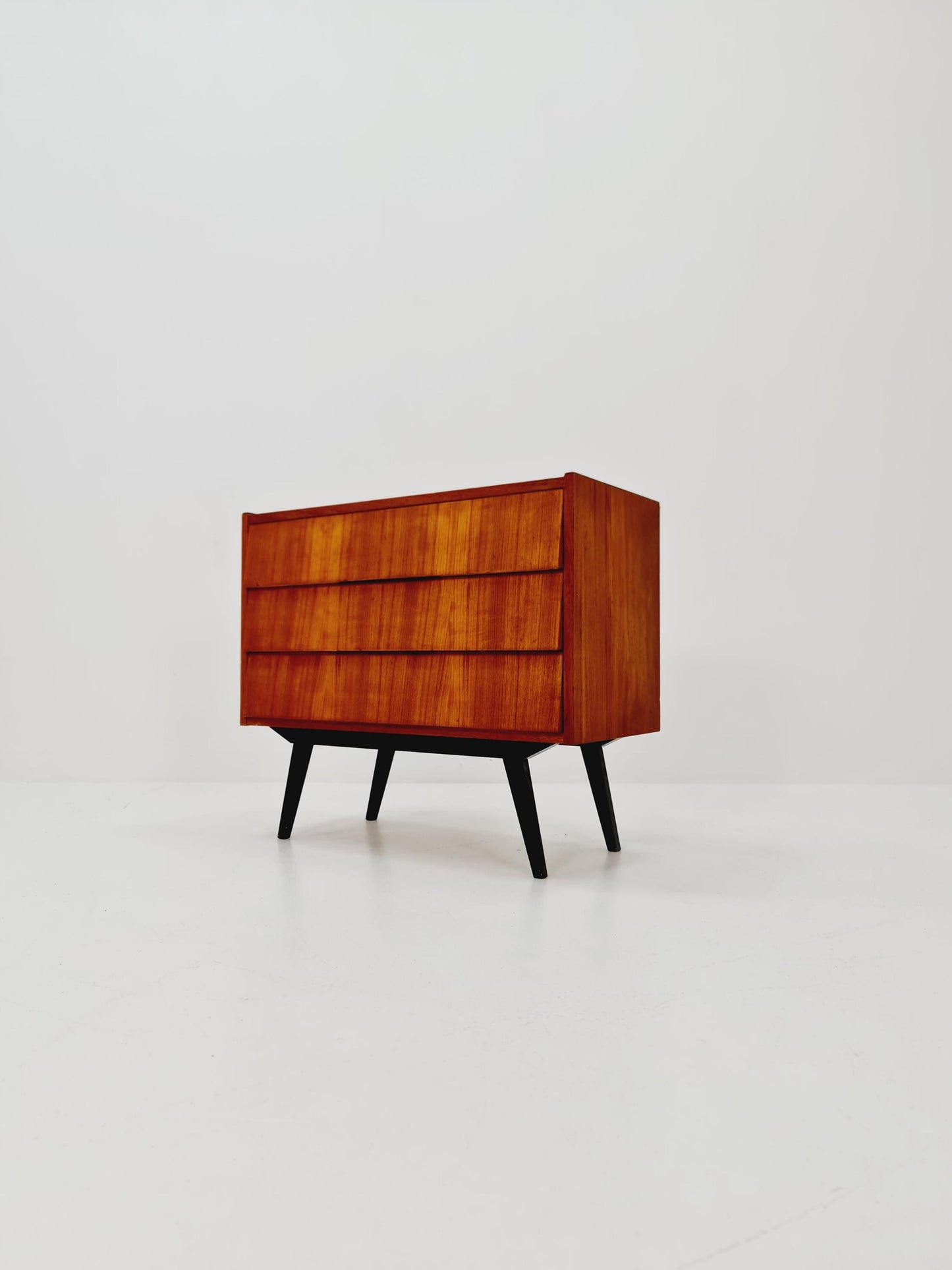 Midcentury danish design chest of drawers / drawer dresser /3 drawers cabinet, 1960s