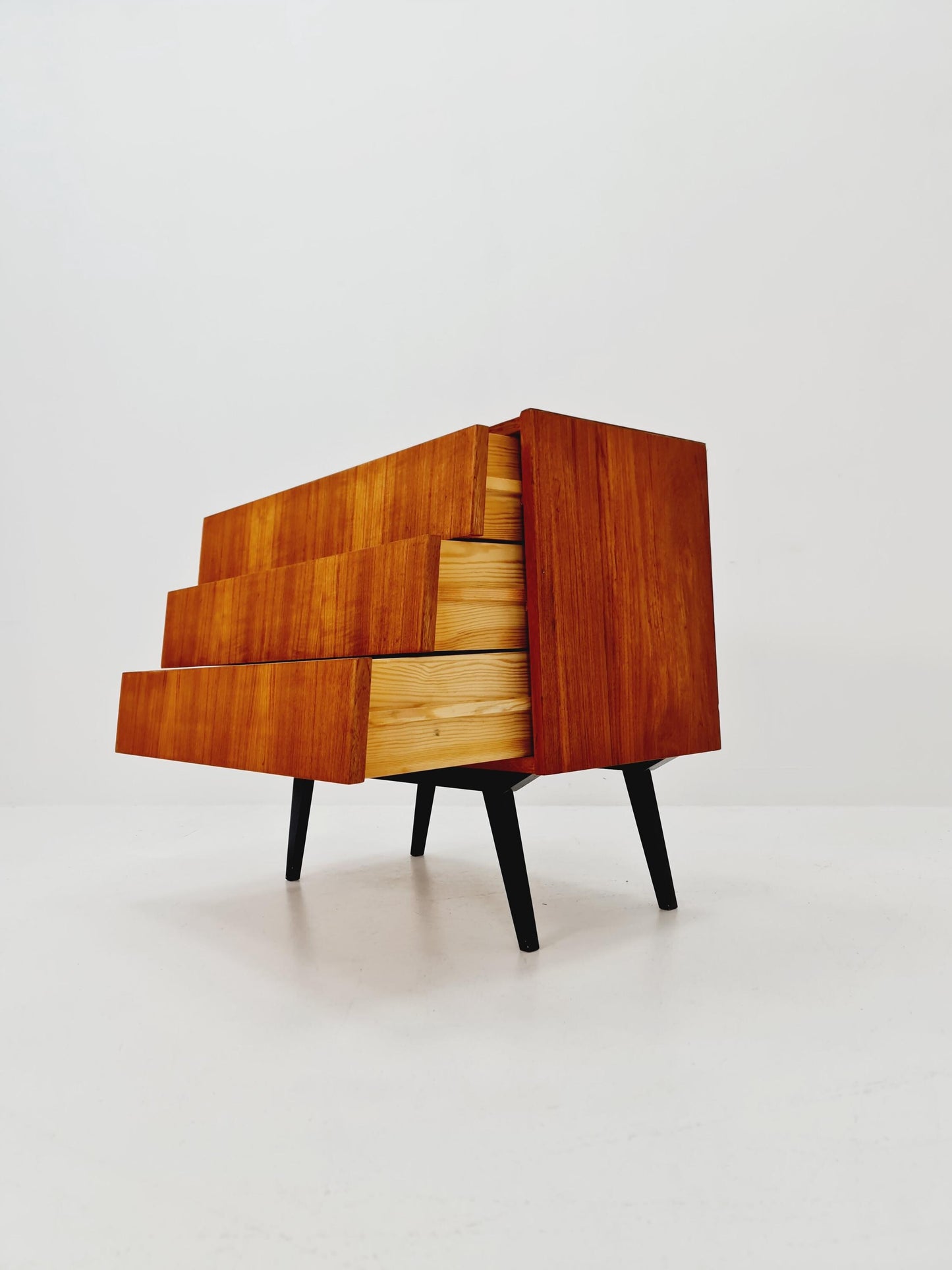 Midcentury danish design chest of drawers / drawer dresser /3 drawers cabinet, 1960s