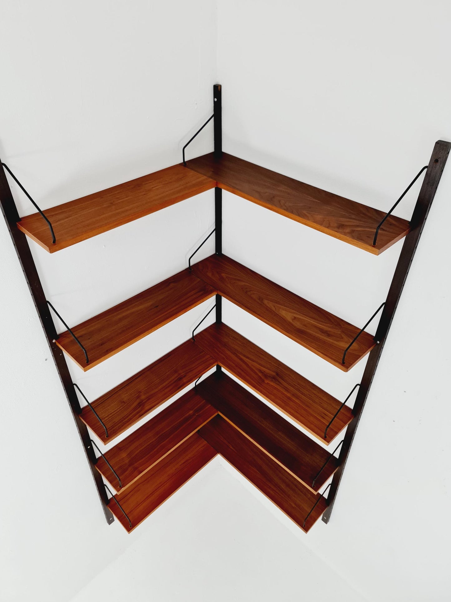 Midcentury Danish walnut Corner Wall-Mounted Shelving Unit, by Royal for Poul Cadovius, 1960s
