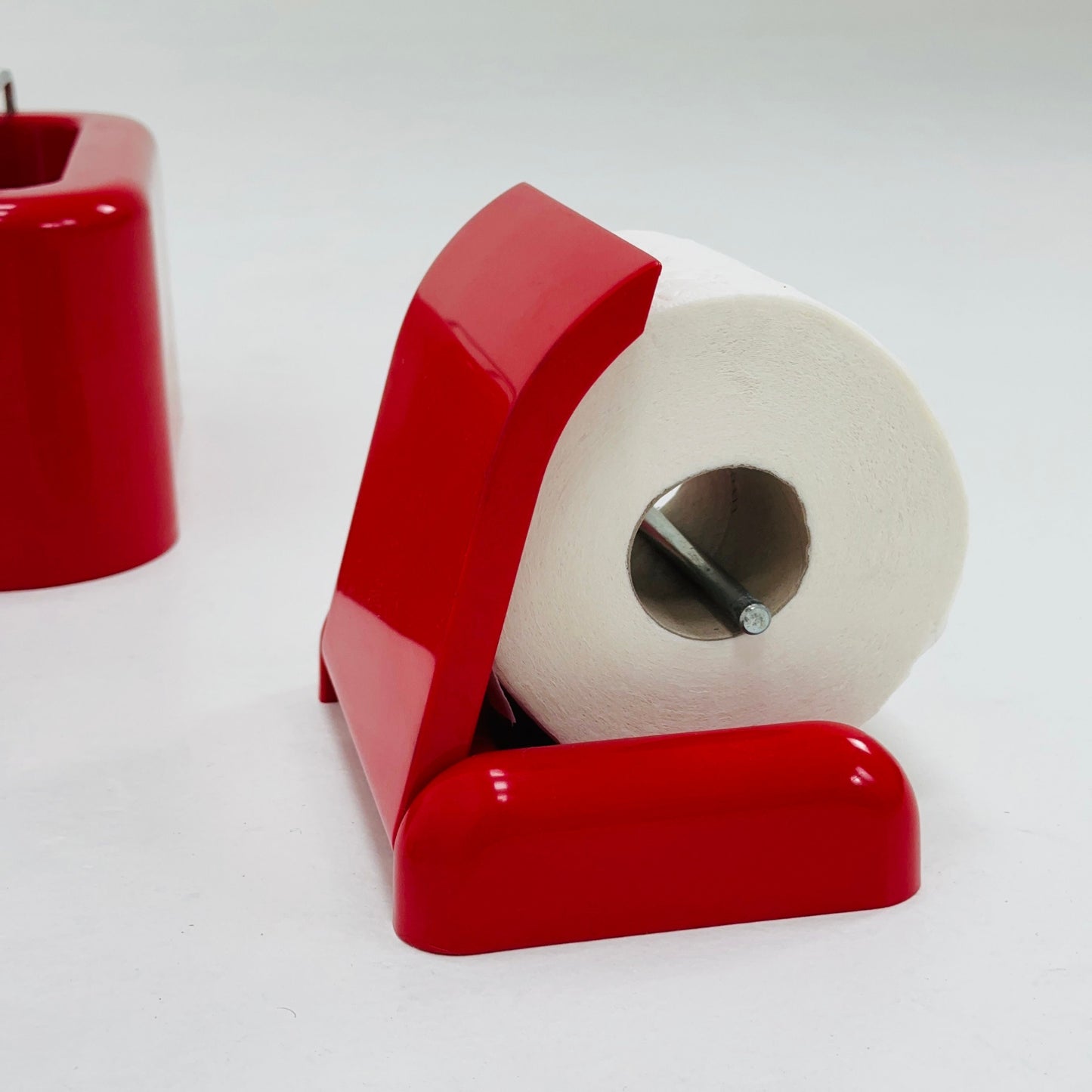 Space age bathroom decor set 1970s