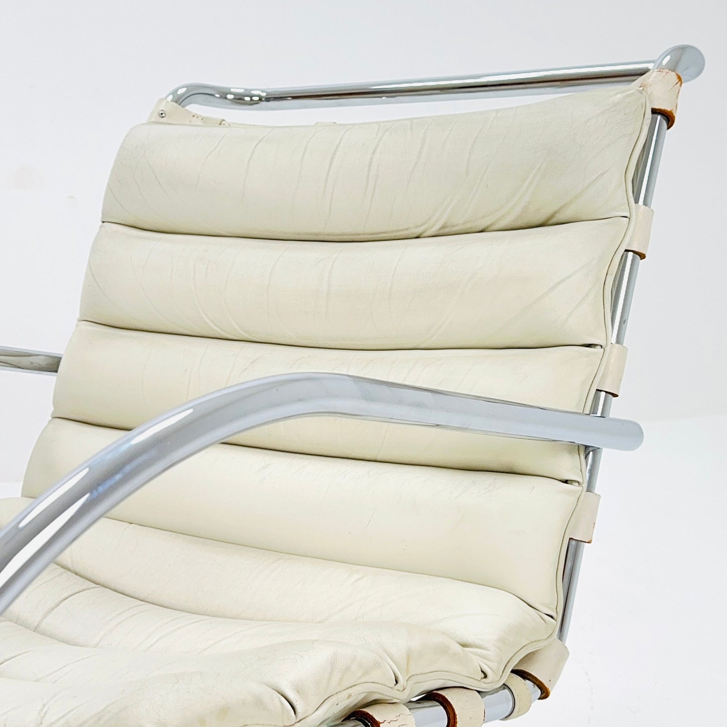 Mr Lounge Tublar chair by Ludwig Mies Van Der Rohe ,Bauhaus 1980s