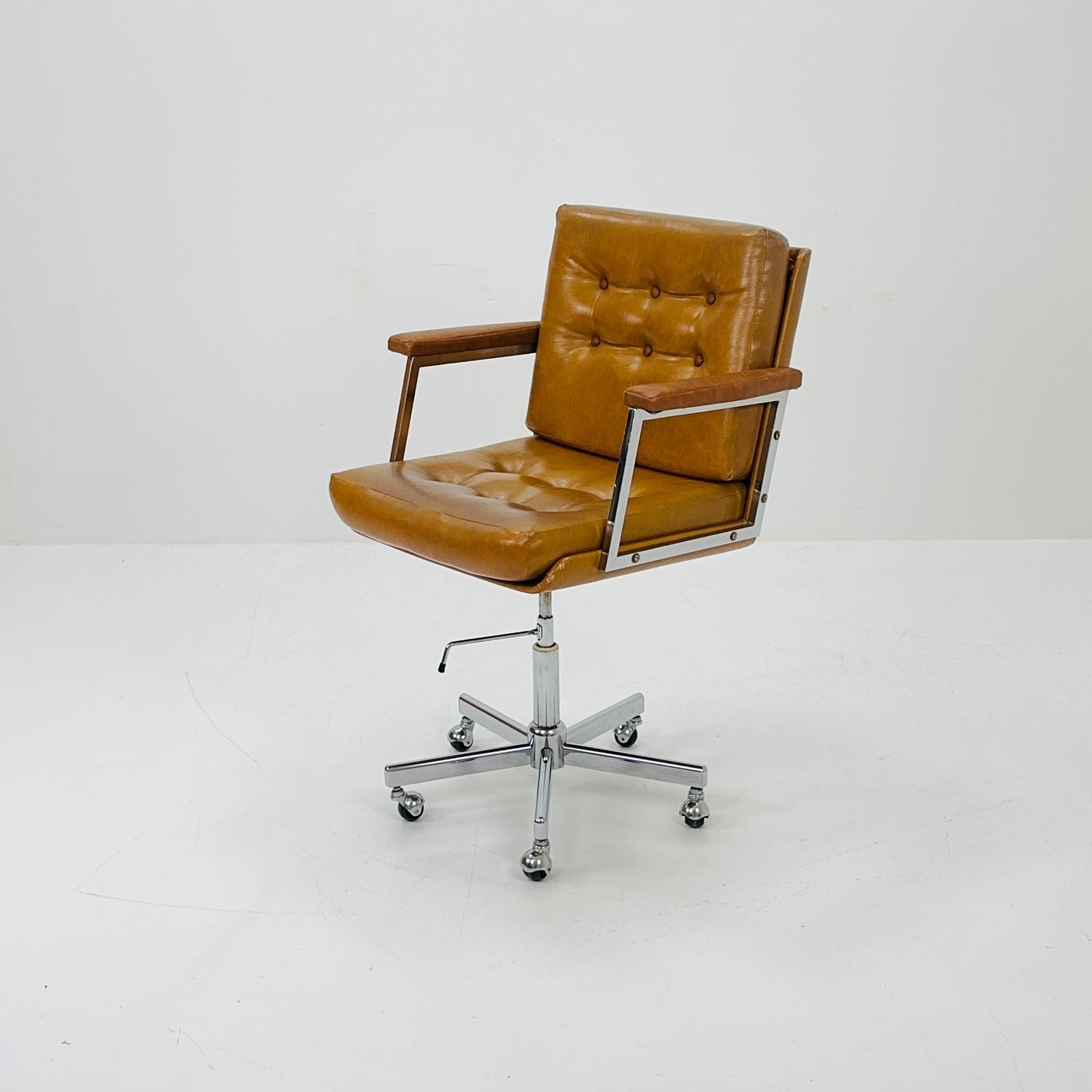Mid century swivel desk chair cognac leather 1980s Germany