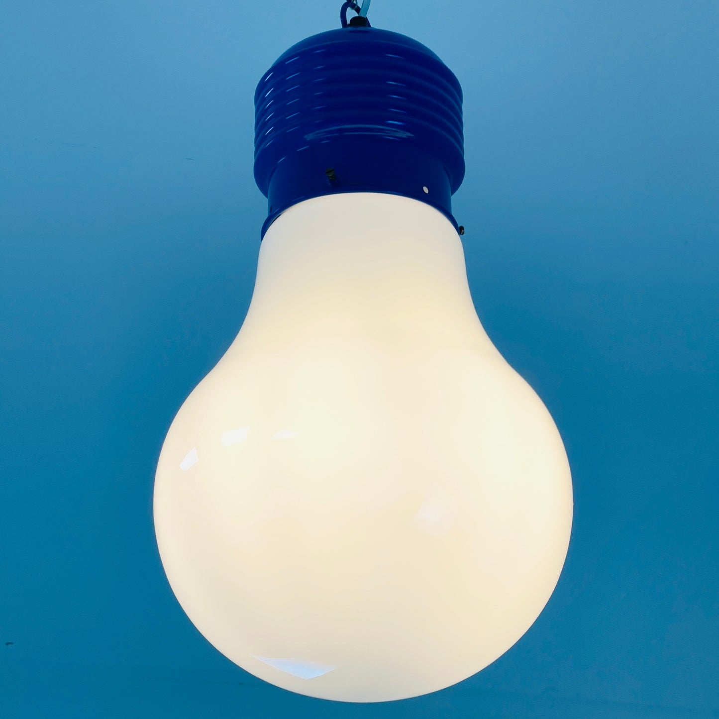 Space age Italian bulb lamp by Ingo Maurer 1970s