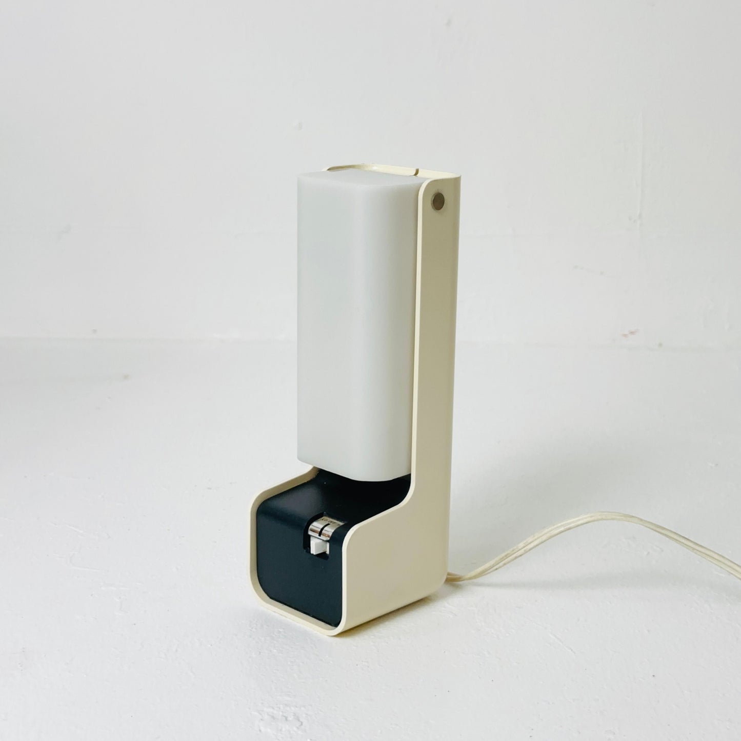 Space age Model NA 417 Eli table lamp by Nanbu Industries, Japan 1970s
