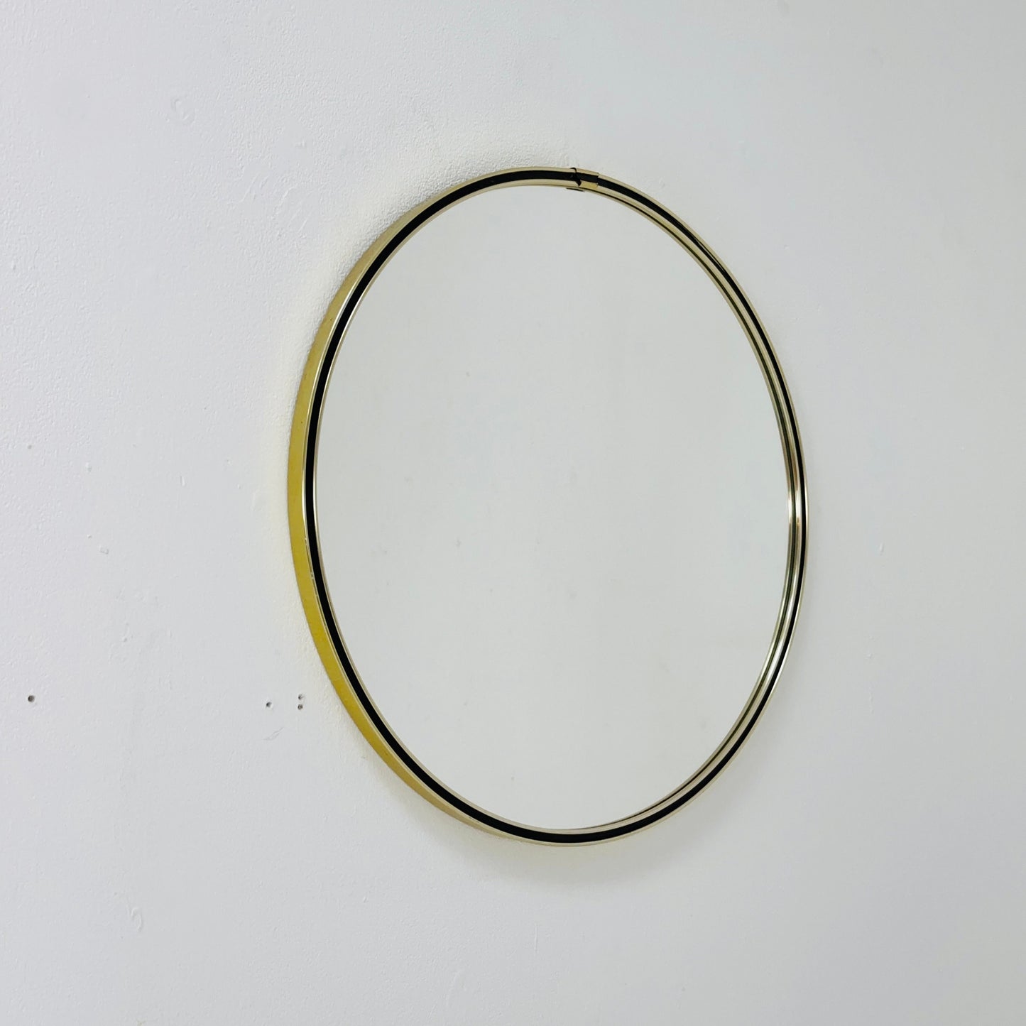 Mid century circle -shaped mirror with golden metal frame- 1960s