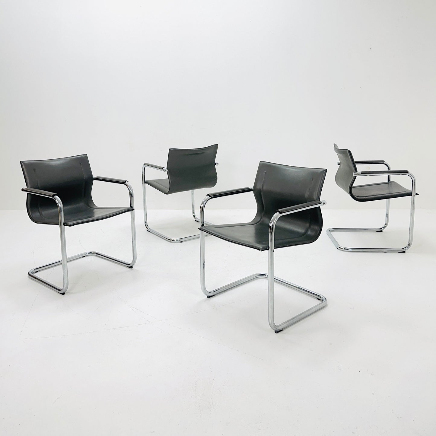 Set of 4 Italian Cantilever MG15 leather Armchairs by Matteo Grassi, 1970s