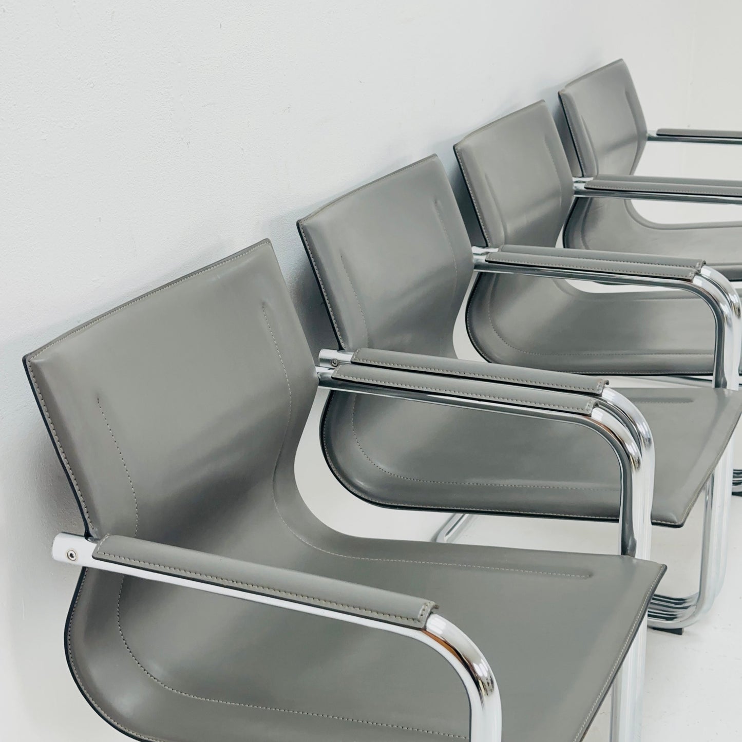 Set of 4 Italian Cantilever MG15 leather Armchairs by Matteo Grassi, 1970s