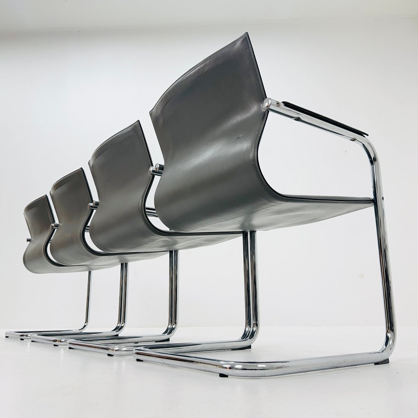 Set of 4 Italian Cantilever MG15 leather Armchairs by Matteo Grassi, 1970s