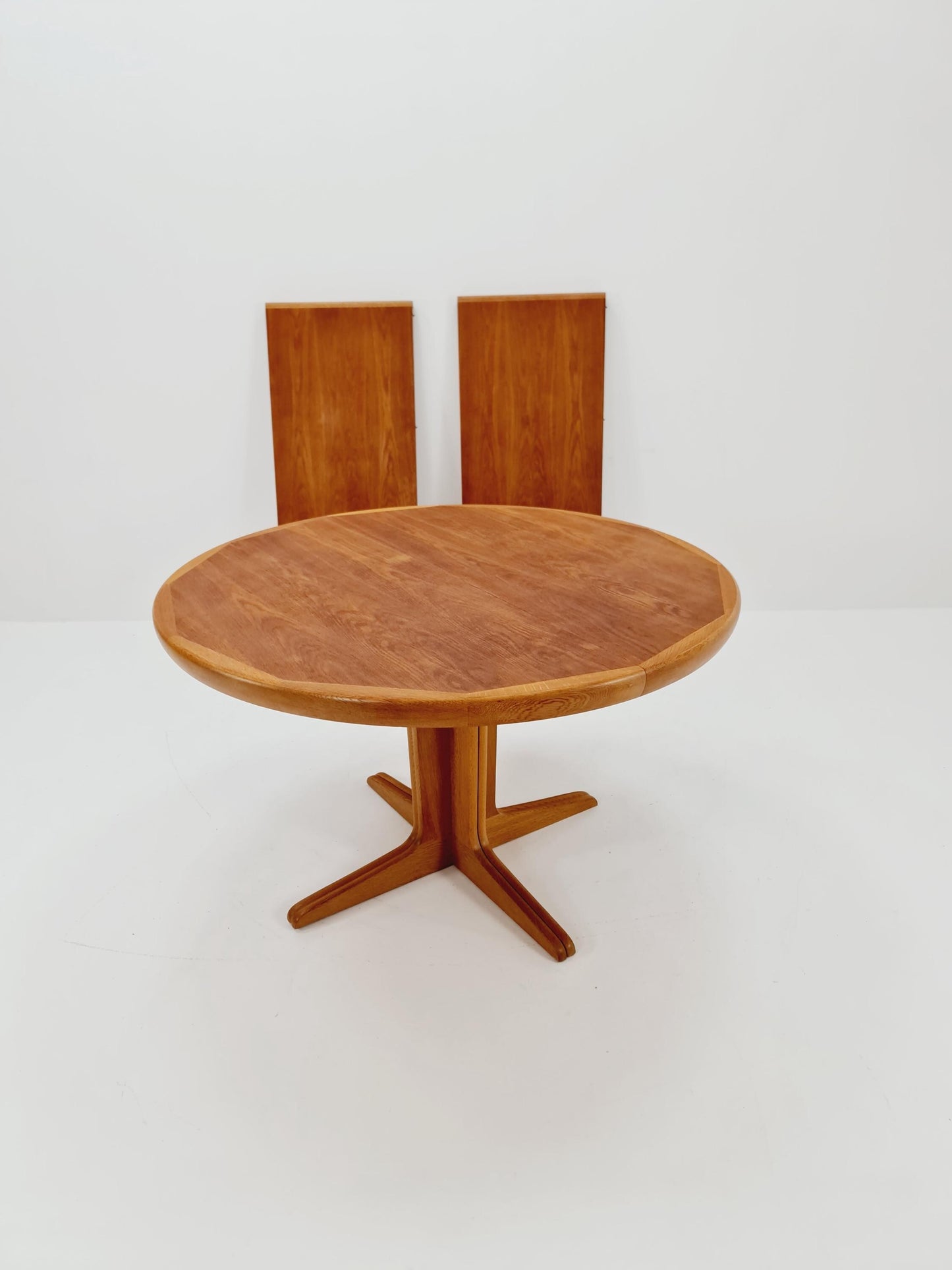 Mid century extendable Danish Modern Oak dining table by Niels Otto Möller for V,Spotrup , 1960s