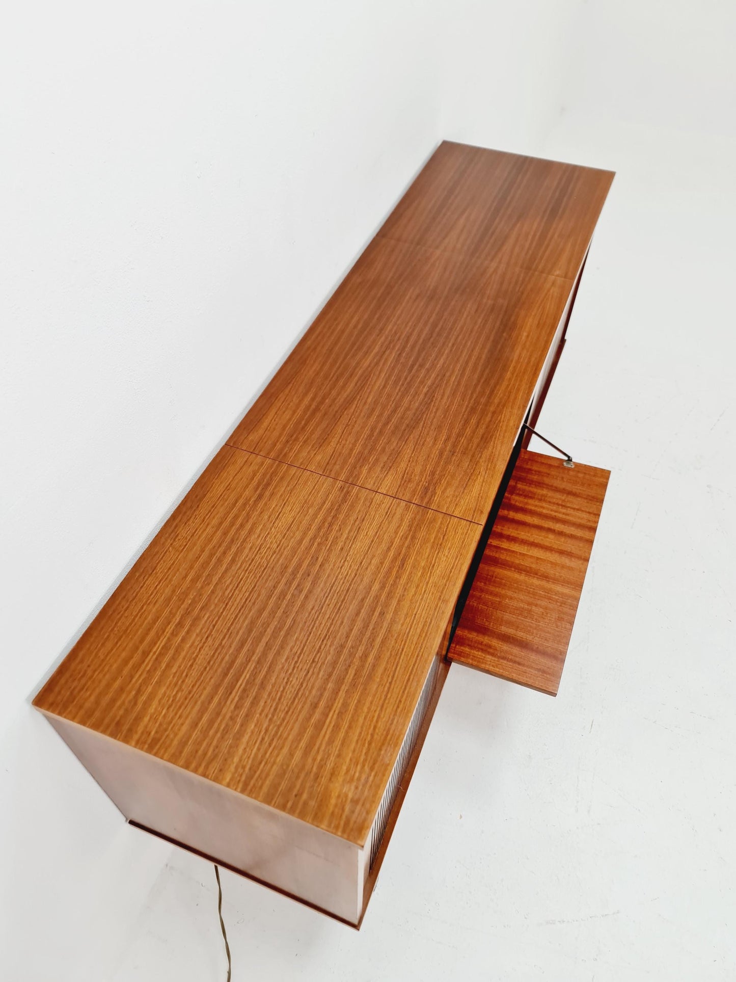 Mid Century Modern scandinavian teak sidboard record player Dual 1210 , radio by Senderwahl