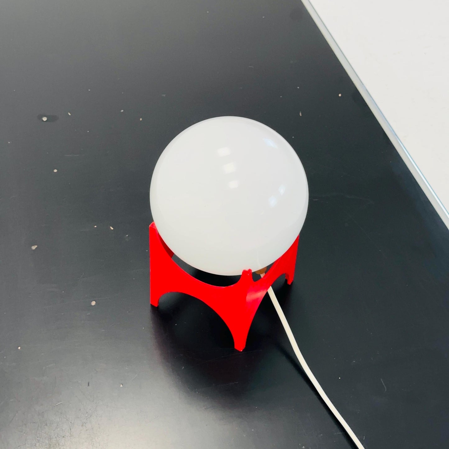 Space age ball table lamp by Richard Essig 1970s.