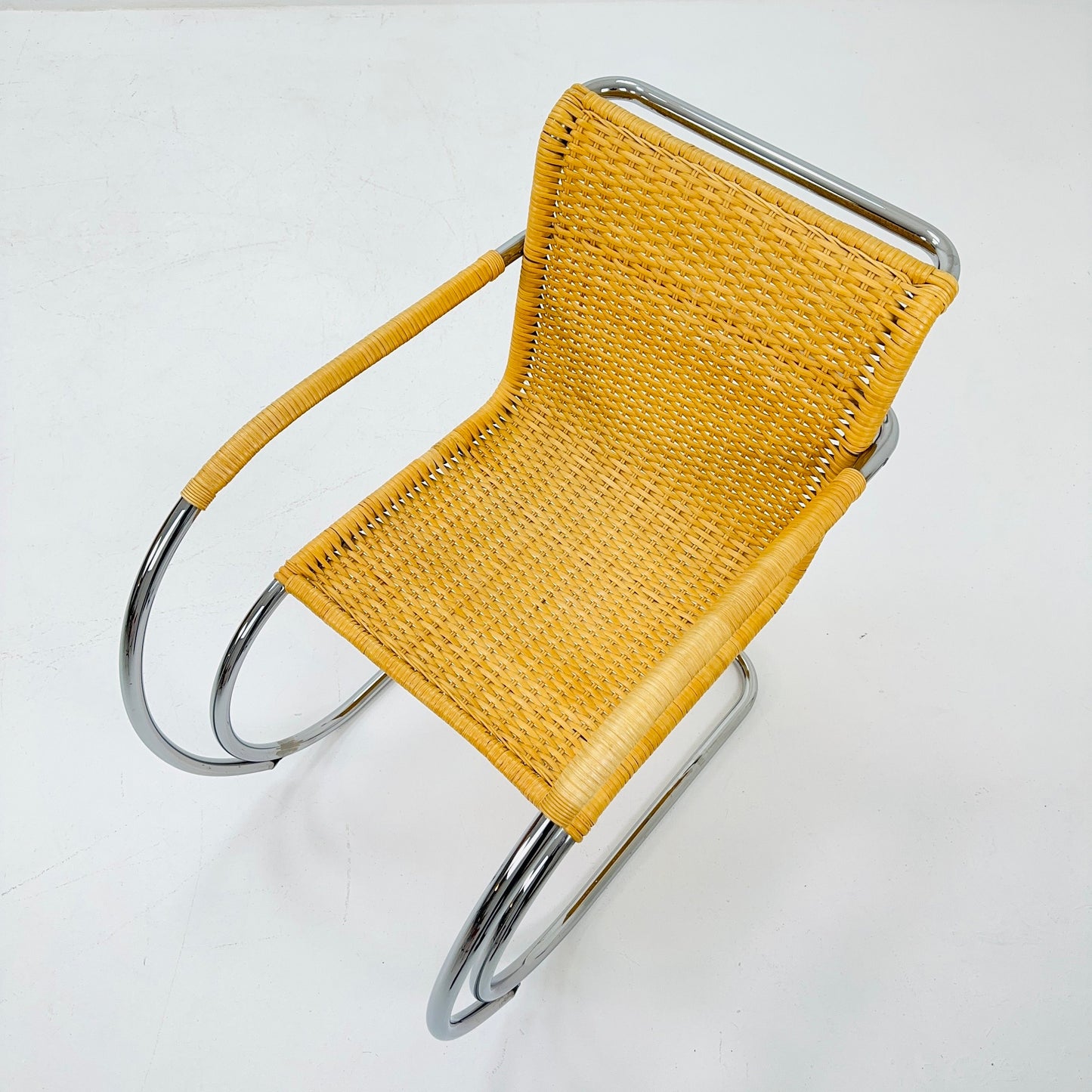 Mid century Bauhaus MR20 Rattan Lounge Chair S533 by Ludwig Mies van der Rohe for Thonet 1960s