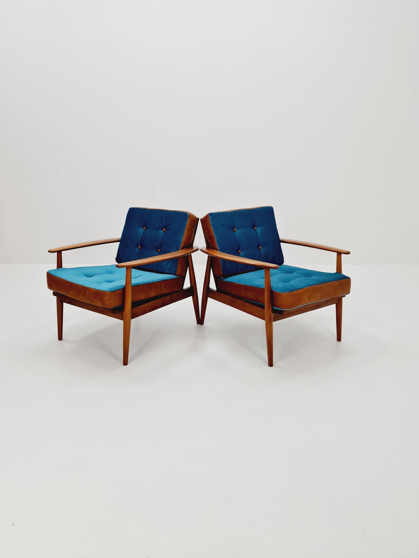 Mid-century pair of German lounge armchair, 1960s