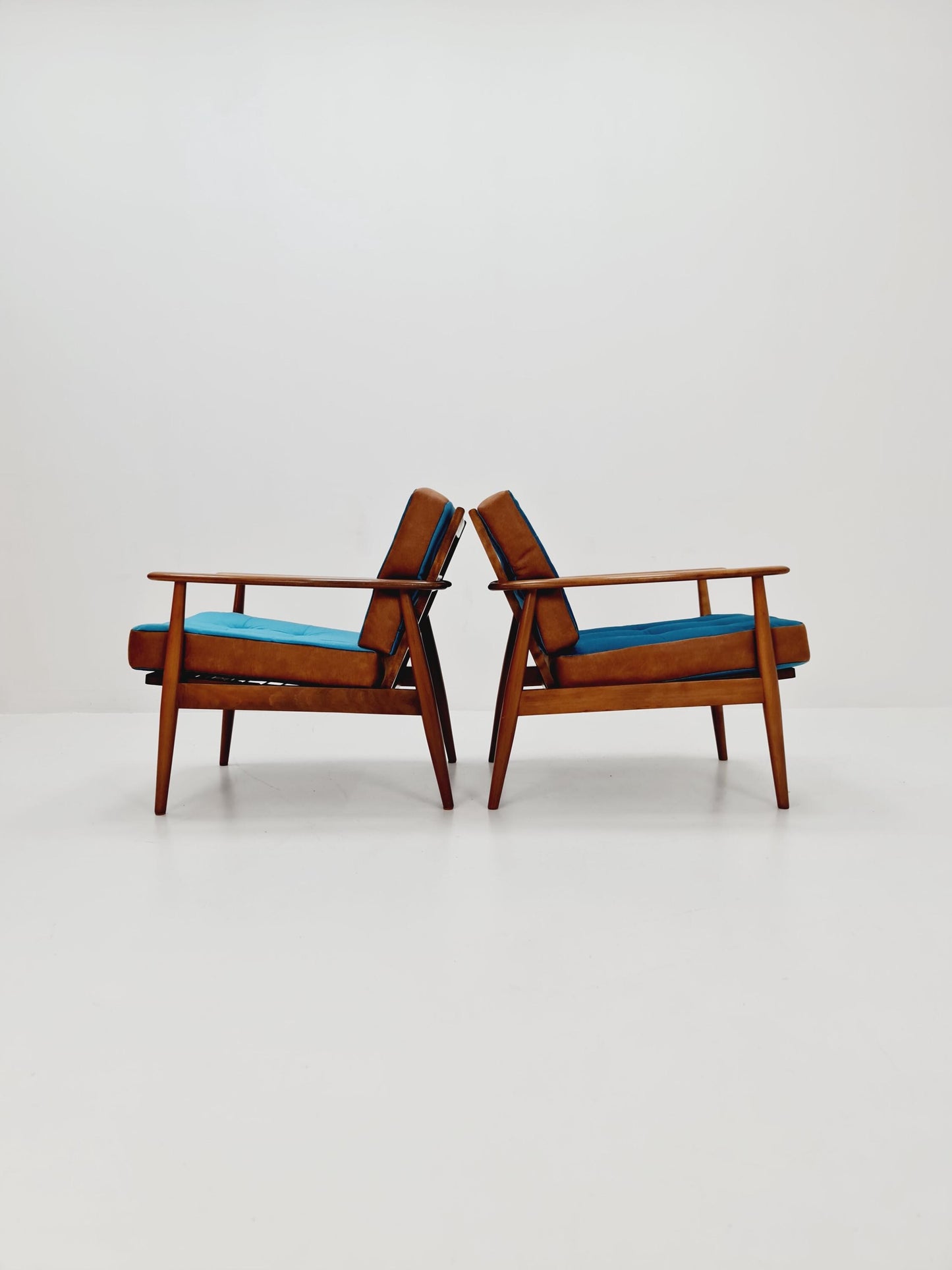 Mid-century pair of German lounge armchair, 1960s