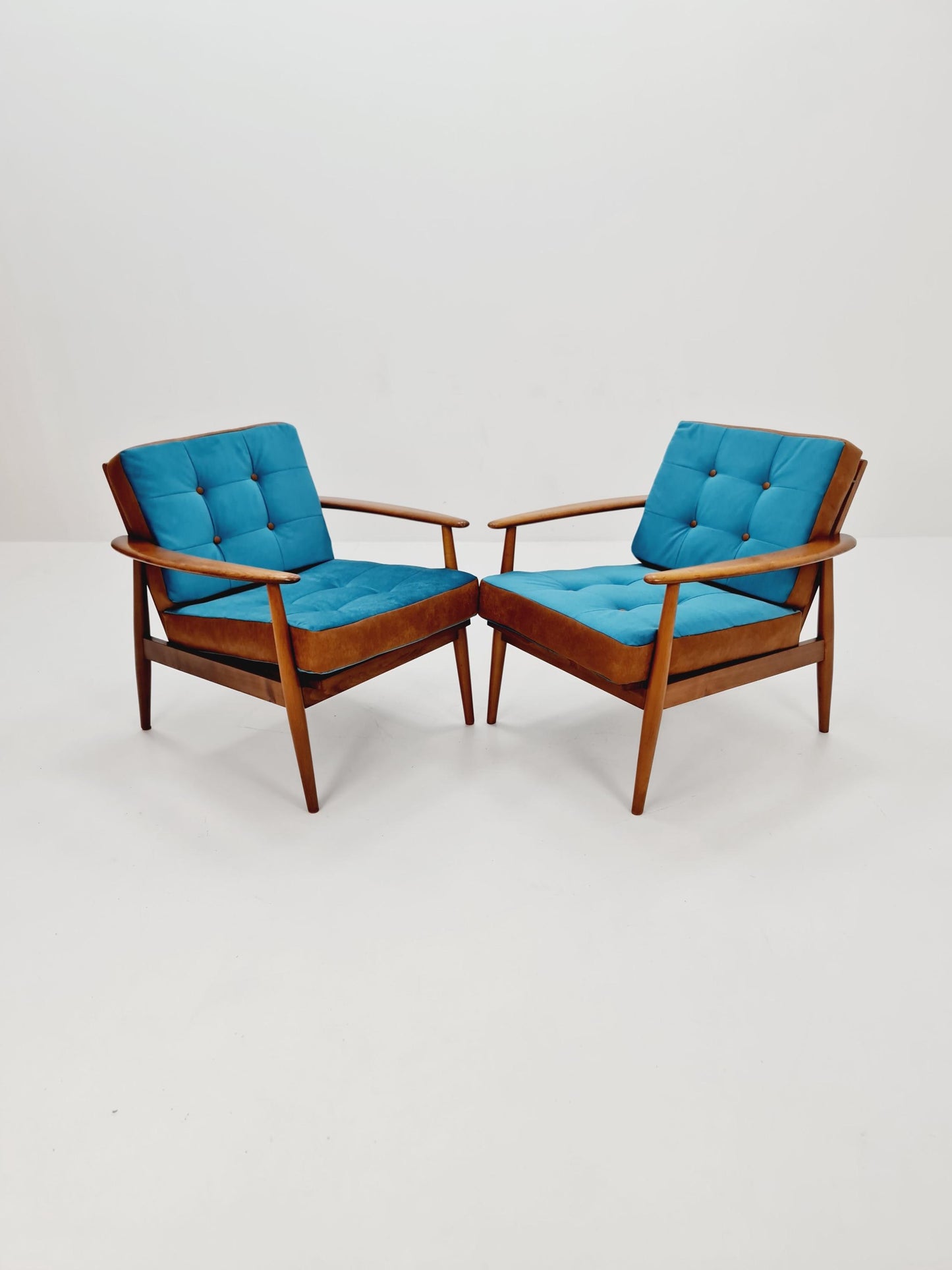 Mid-century pair of German lounge armchair, 1960s