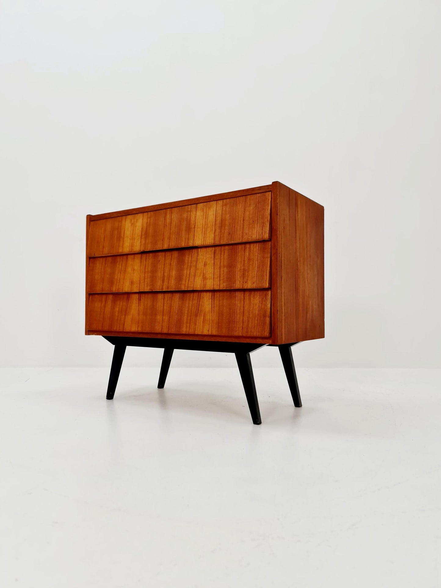 Midcentury danish design chest of drawers / drawer dresser /3 drawers cabinet, 1960s
