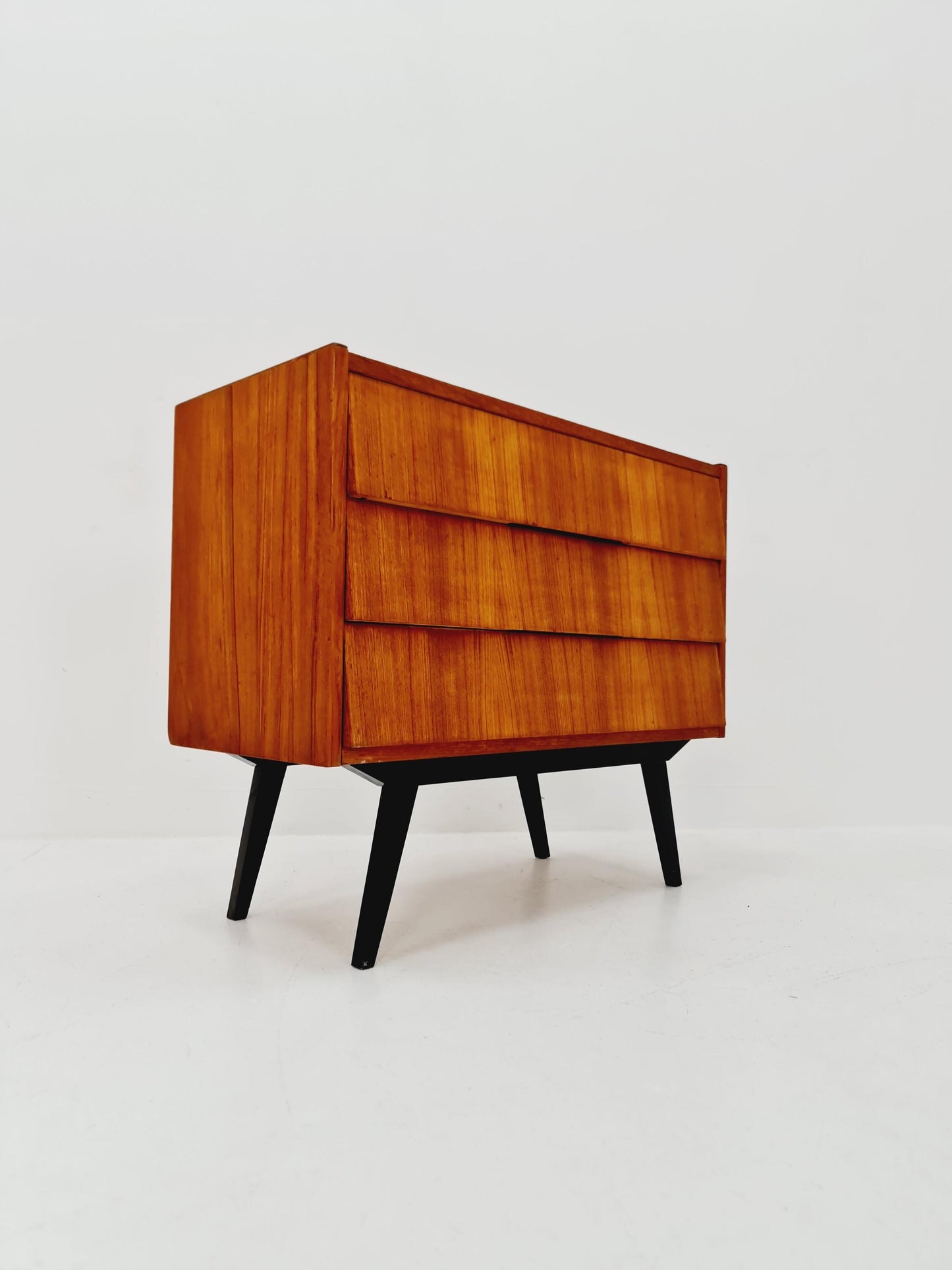 Midcentury danish design chest of drawers / drawer dresser /3 drawers cabinet, 1960s