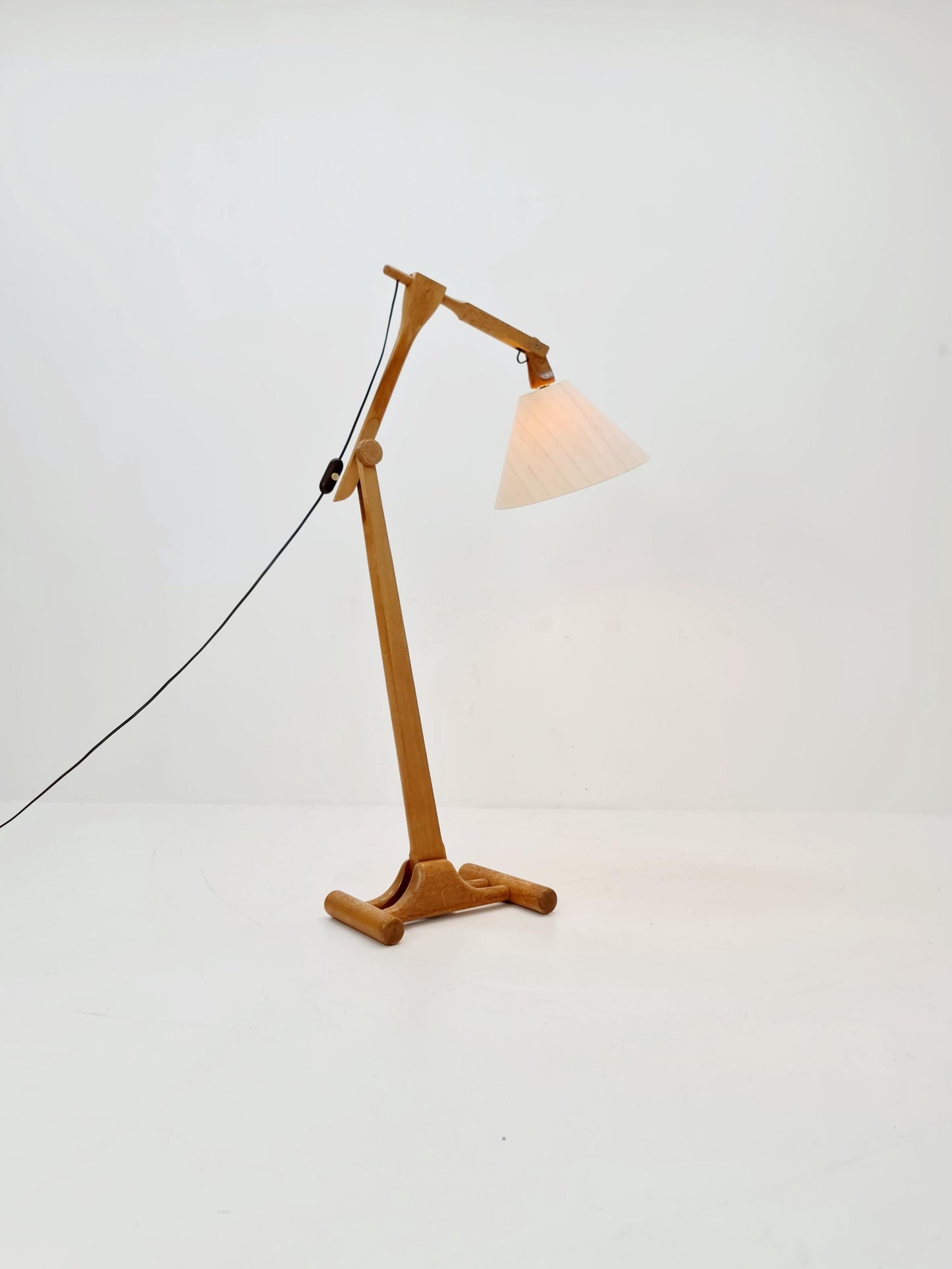 Rare Vintage Danish Oak floor lamp by DOMUS 1970s