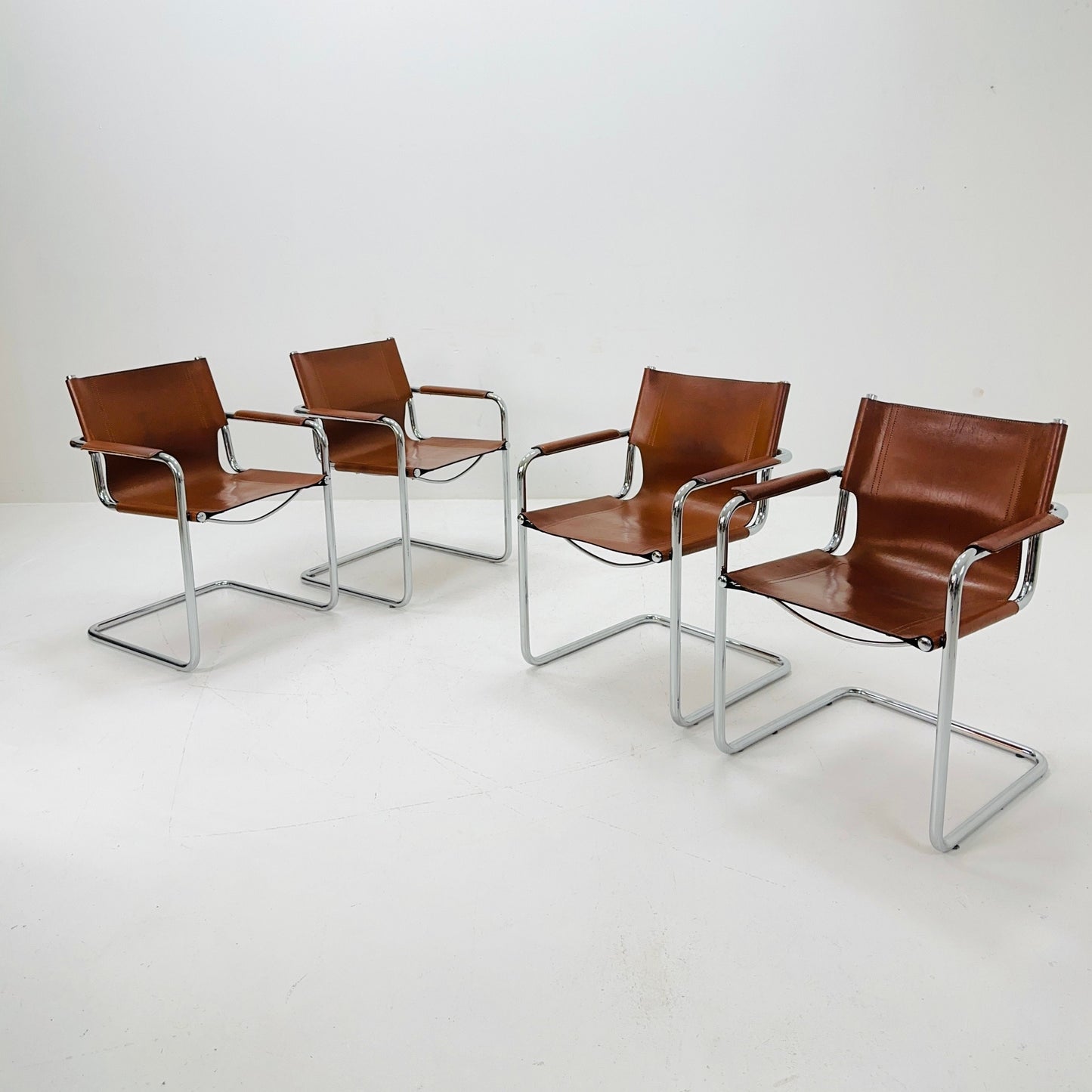 set of 4 Matteo Grassi original Bauhaus design Visitor model Chair cognac Leather 1970s
