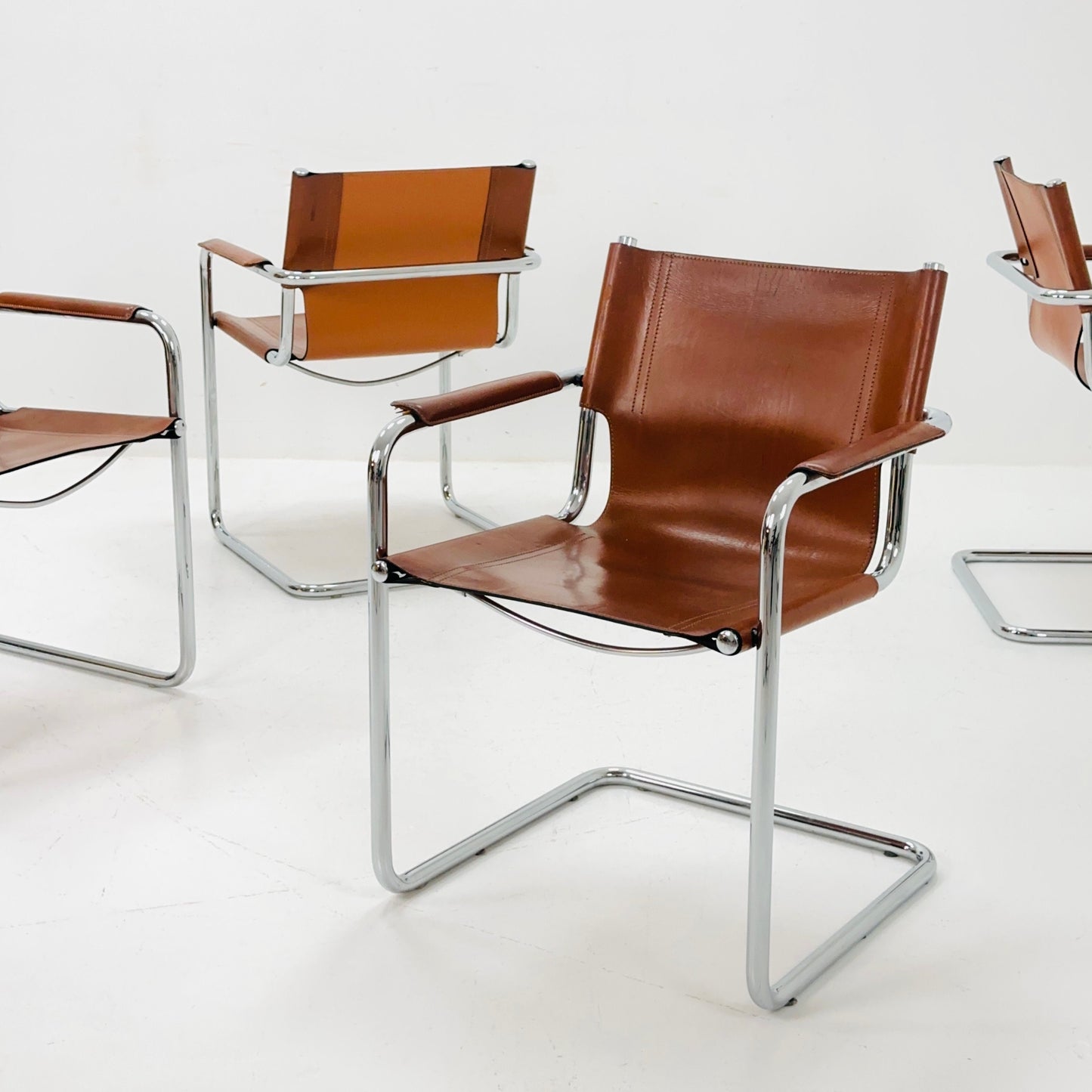 set of 4 Matteo Grassi original Bauhaus design Visitor model Chair cognac Leather 1970s