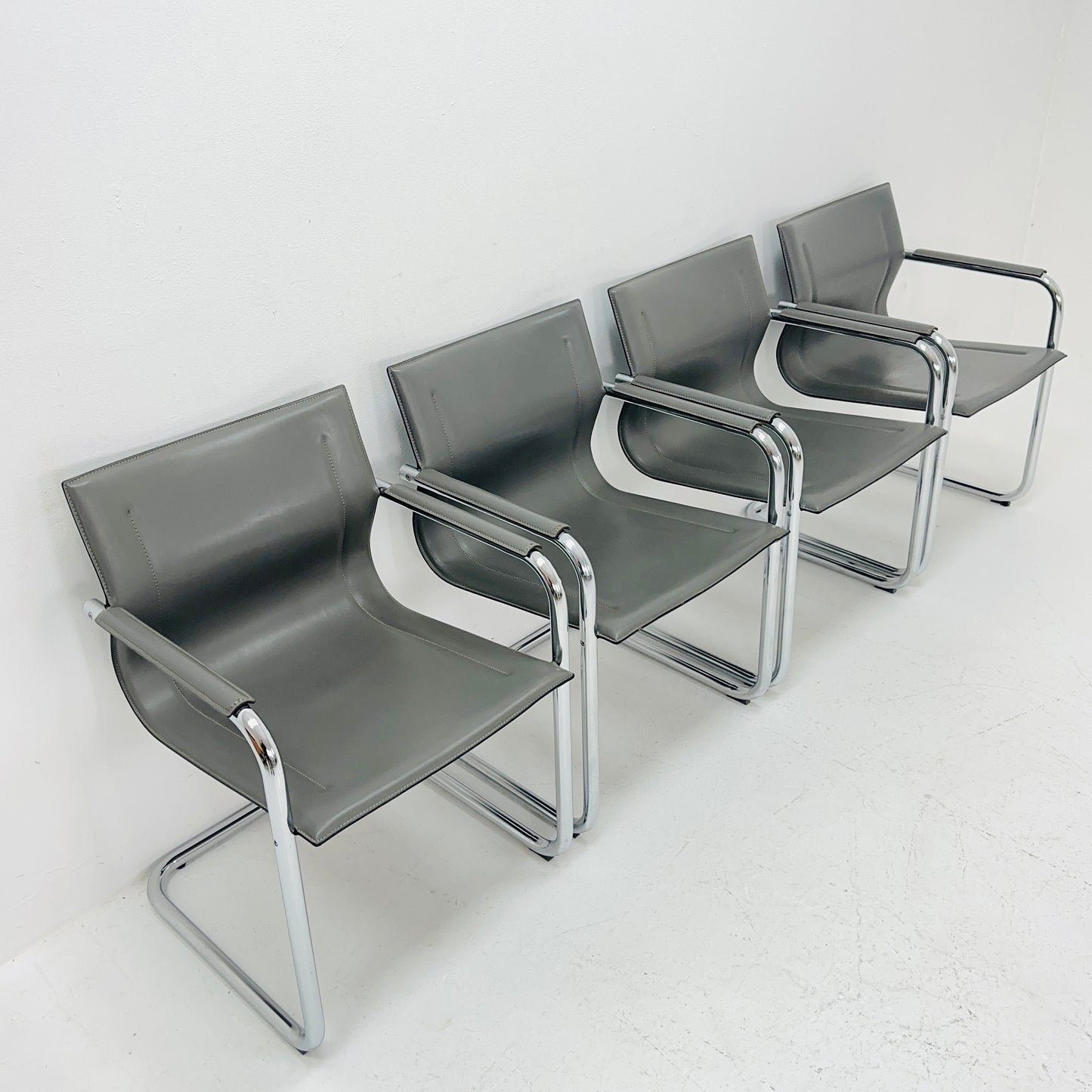 Set of 4 Italian Cantilever MG15 leather Armchairs by Matteo Grassi, 1970s