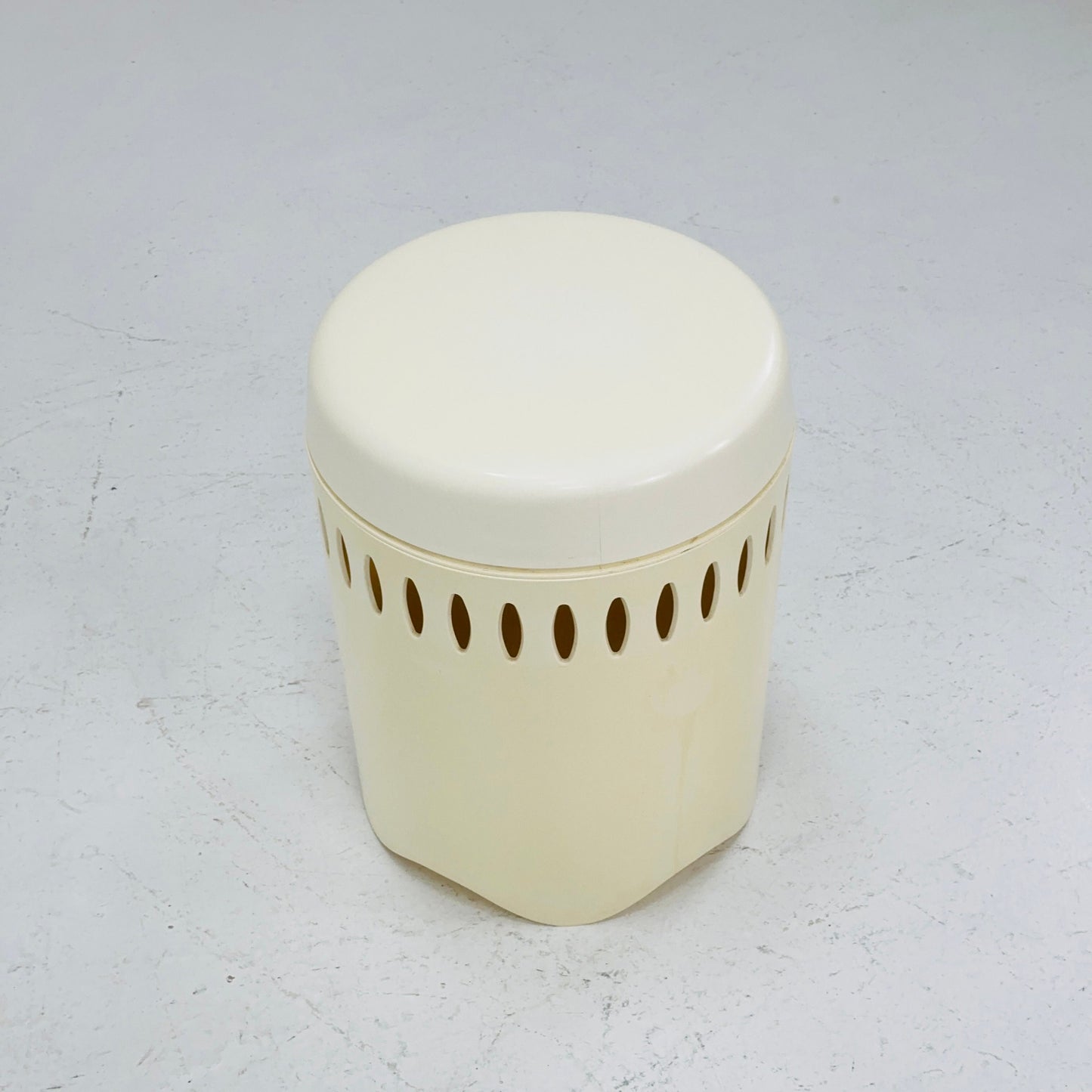 Space age iconic West German laundry basket/ stool by Emsa , 1970s