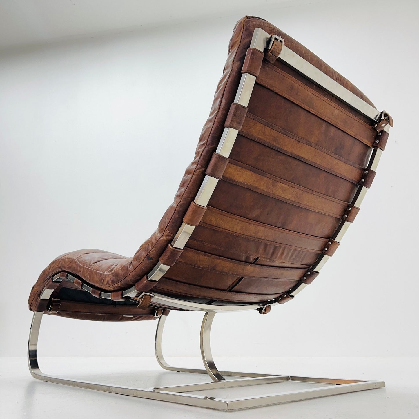 Mid Century Lounge chair leather and chrome, Ludwig Mies van der Rohe Italy '